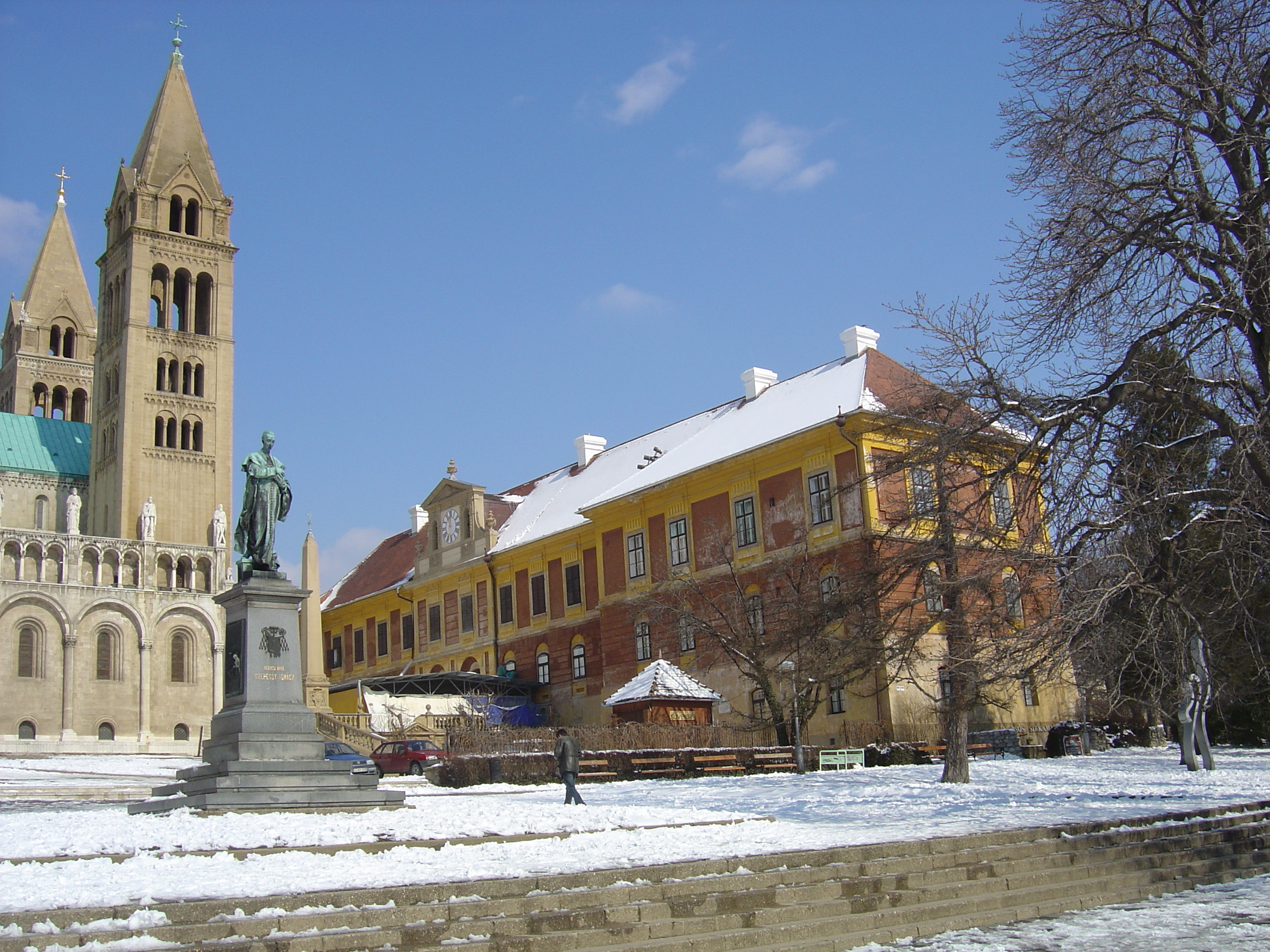 รูปถ่าย ฮังการี(Hungary) เปคส์(Pecs) 2005-03 100