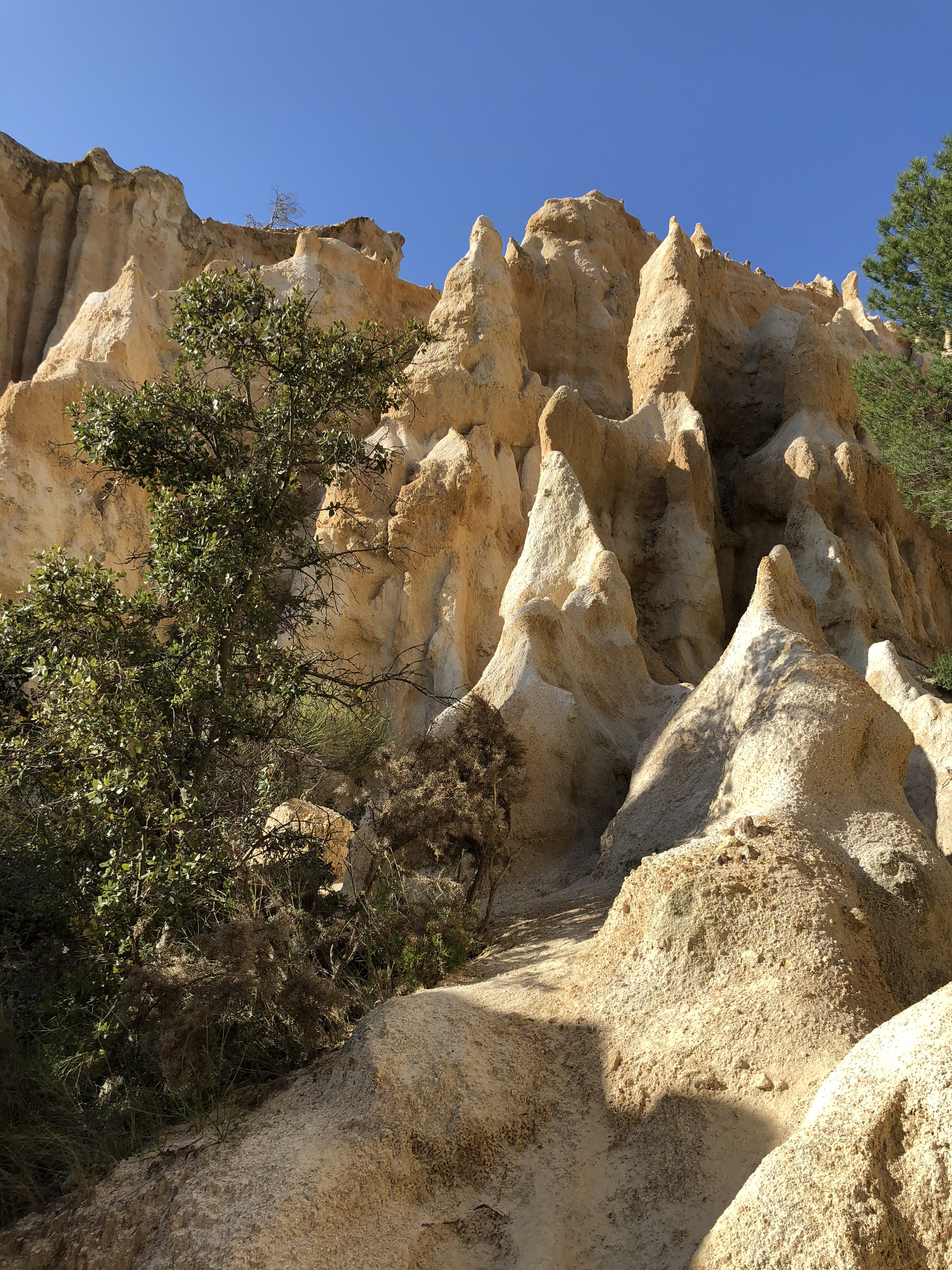 รูปถ่าย ฝรั่งเศส(France) เสาหินออร์กดีล-ซูร์-แต็ต(Orgues d'Ille Sur Tet) 2018-04 47