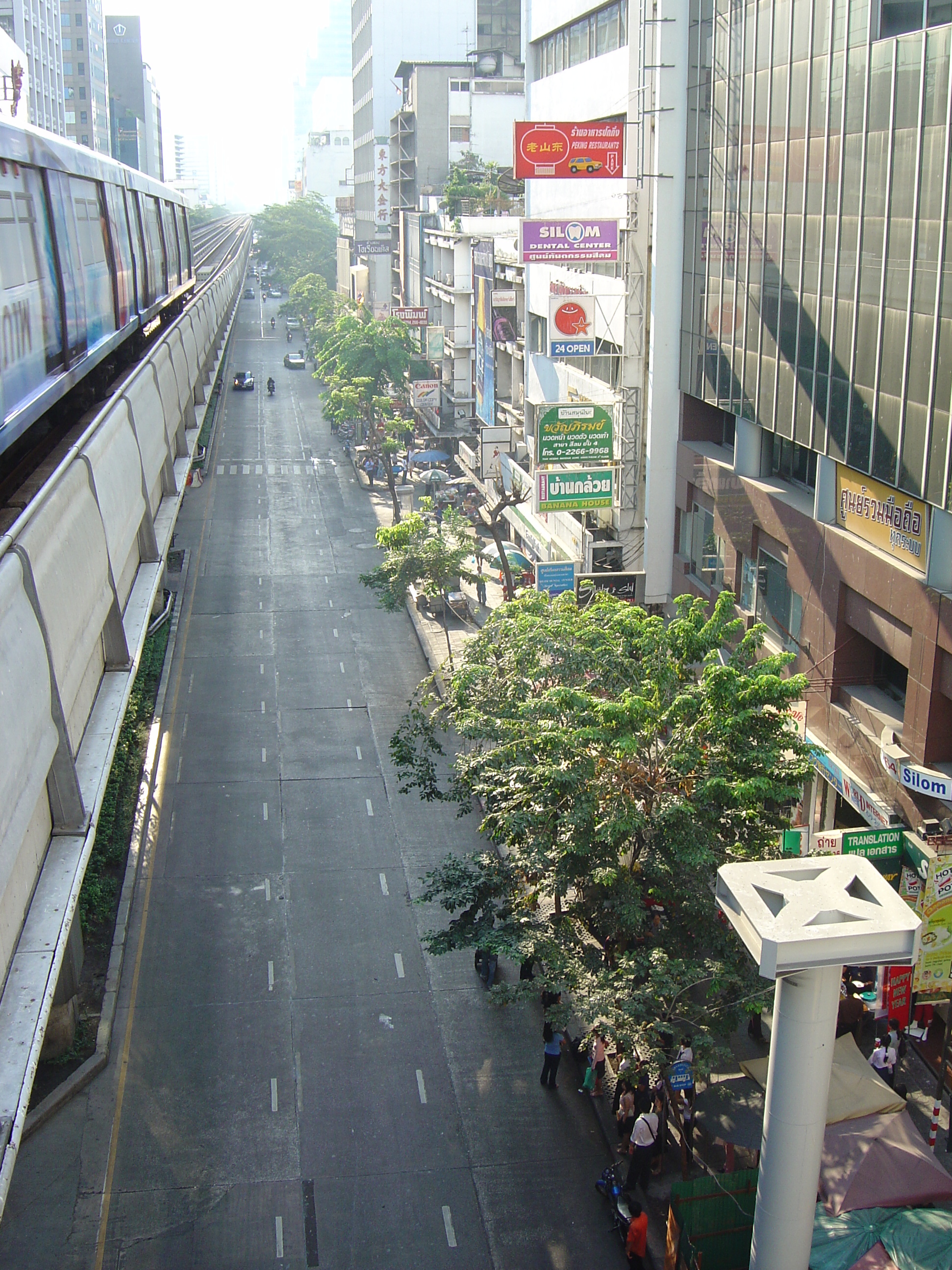 รูปถ่าย ไทย(Thailand) กรุงเทพมหานคร(Bangkok) รถไฟฟ้า(Sky Train) 2004-12 130