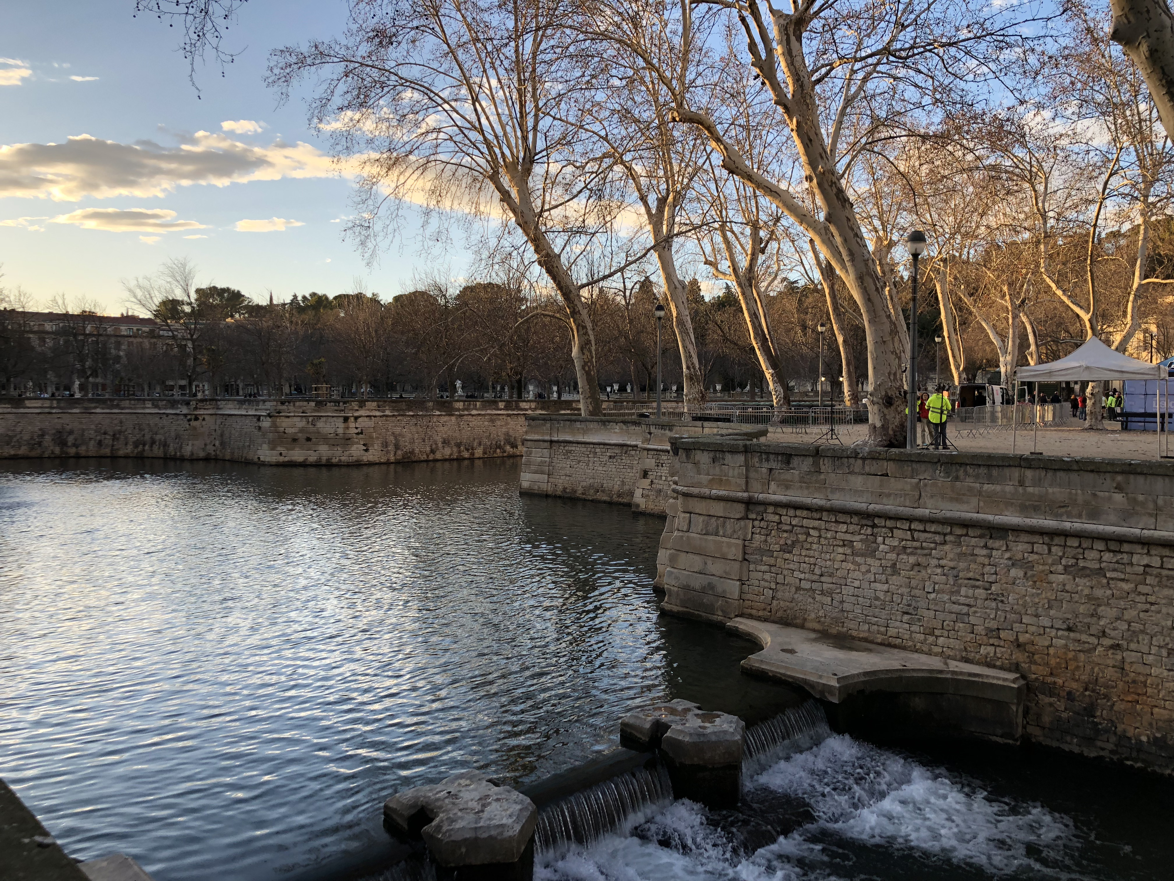 รูปถ่าย ฝรั่งเศส(France) นีเมอ(Nimes) 2018-02 28