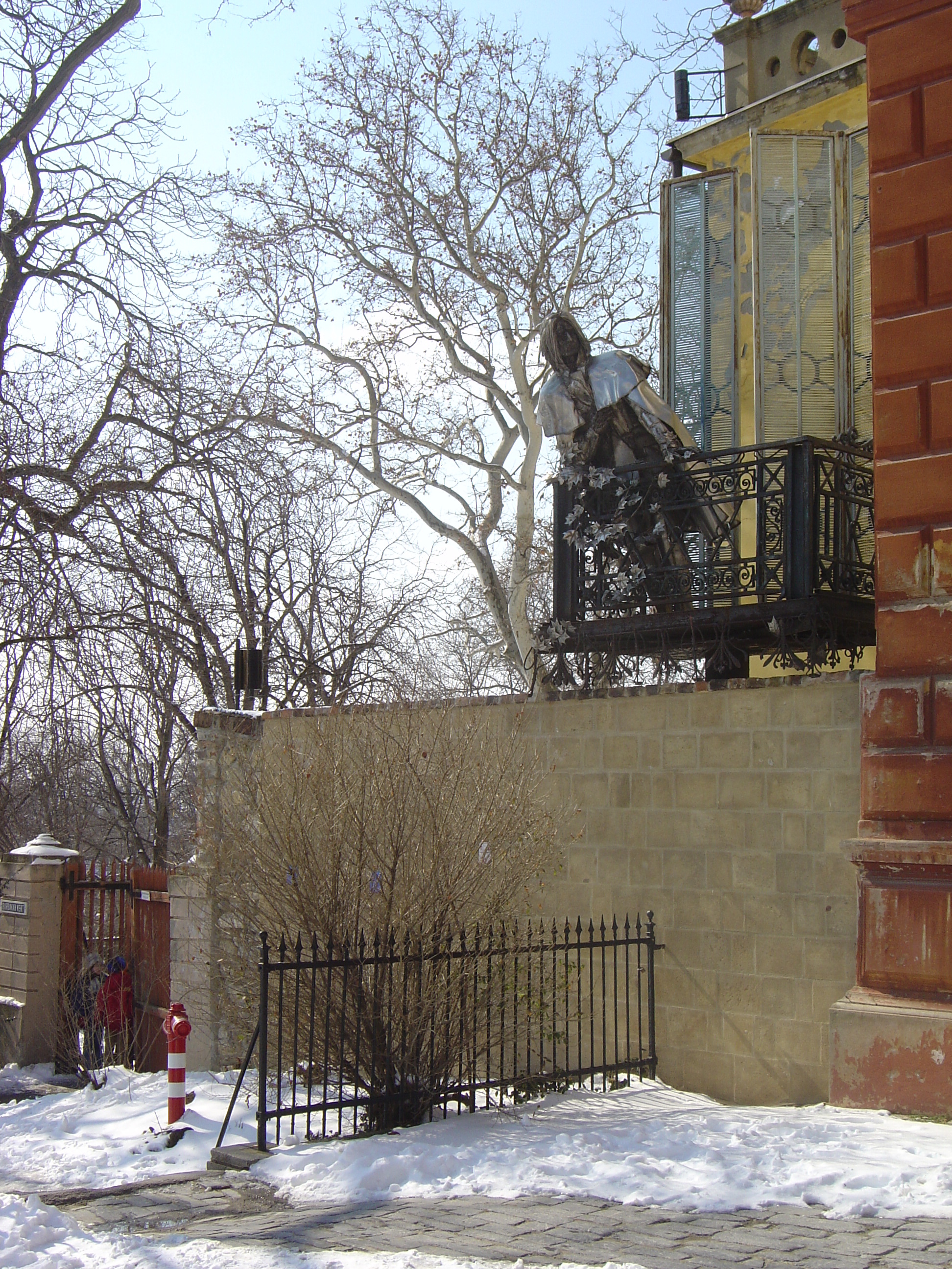 รูปถ่าย ฮังการี(Hungary) เปคส์(Pecs) 2005-03 99