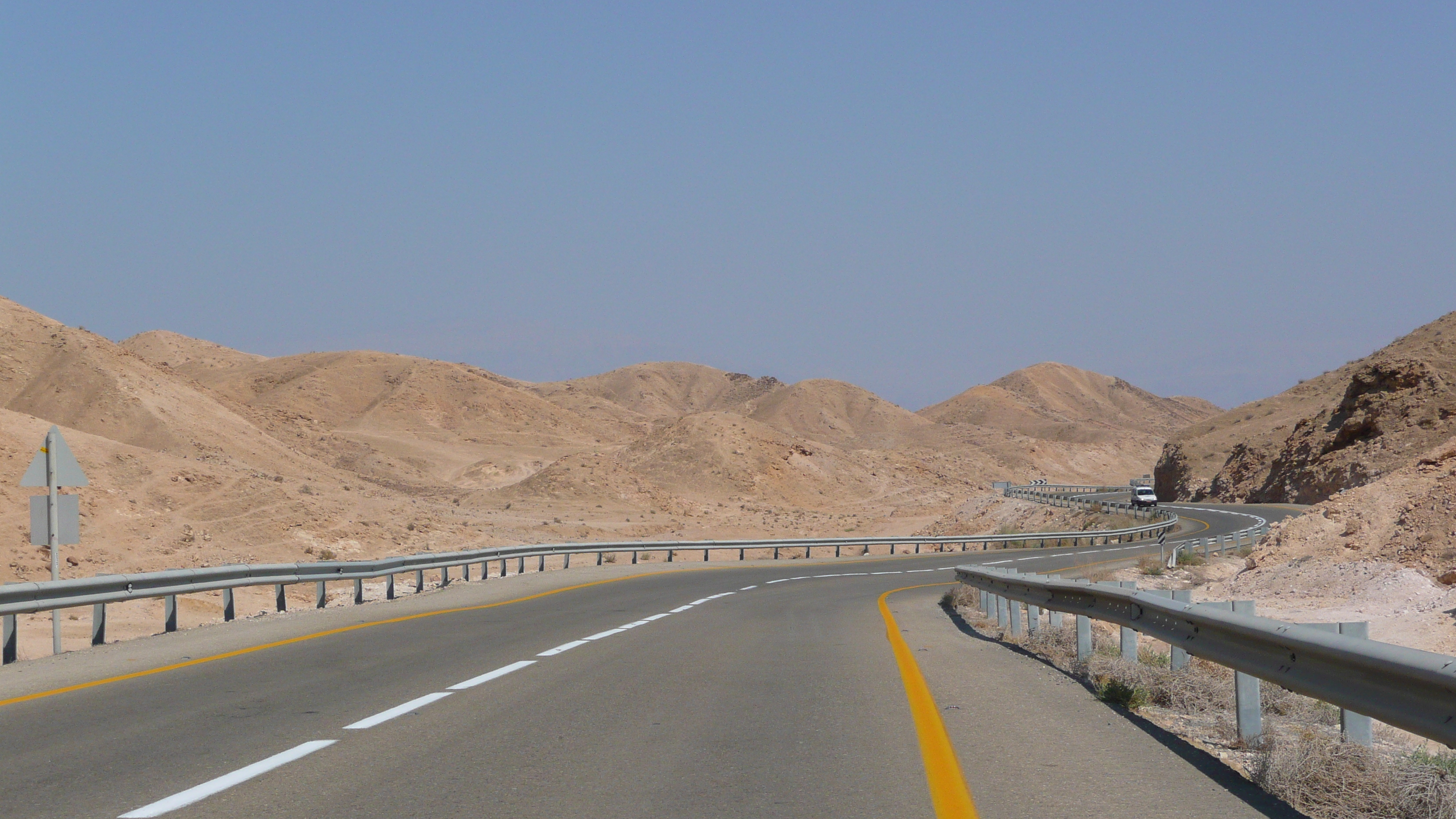 รูปถ่าย อิสราเอล(Israel) ถนนจากอาราดไปทะเลเดดซี(Arad to Dead Sea road) 2007-06 75