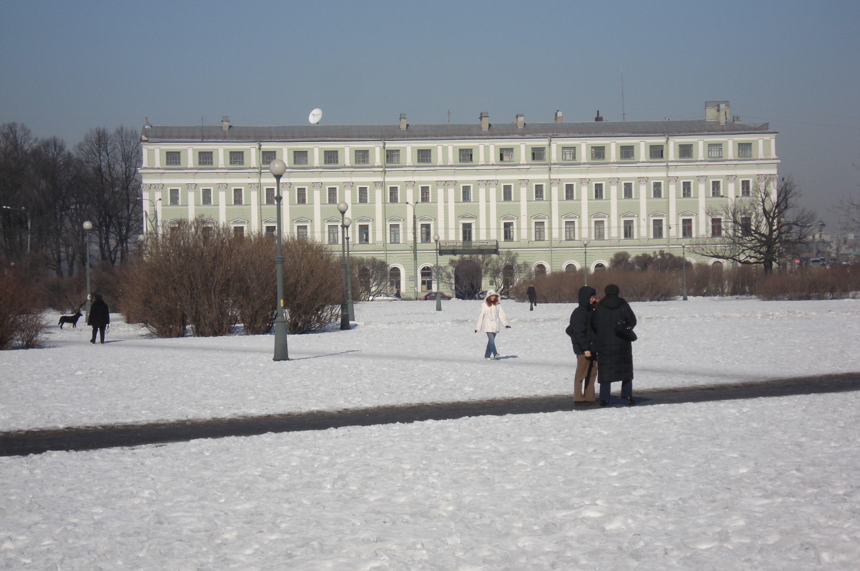 รูปถ่าย รัสเซีย(Russia) เซนต์ปีเตอร์สเบิร์ก(St Petersburg) มาร์โซโวโปล(Marsovo Pole) 2006-03 6