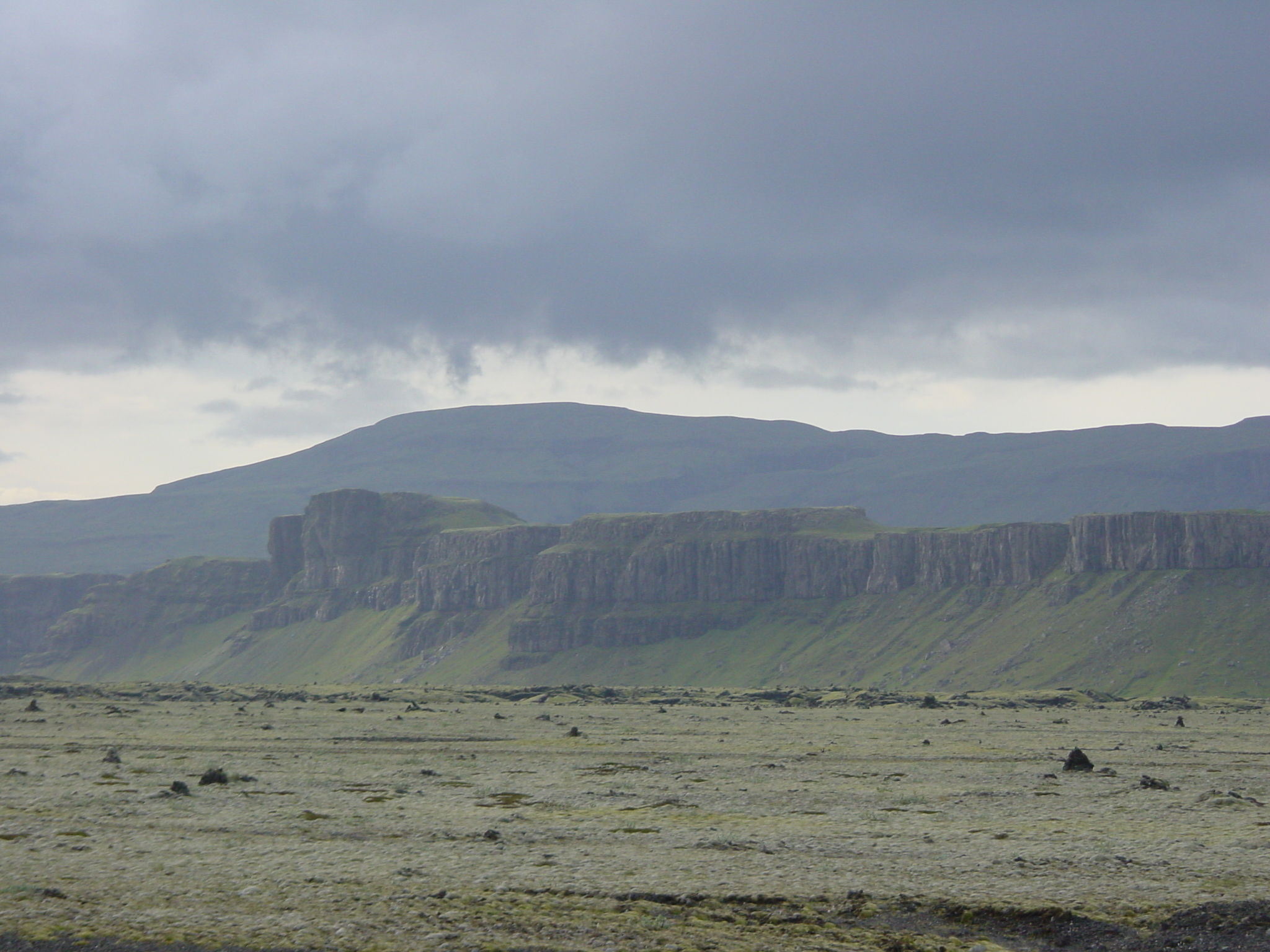รูปถ่าย ไอซ์แลนด์(Iceland) ถนนหมายเลข 1 จากโยกุลซาร์เลานไปวีก(Road 1 Jokulsarlon to vik) 2003-06 42