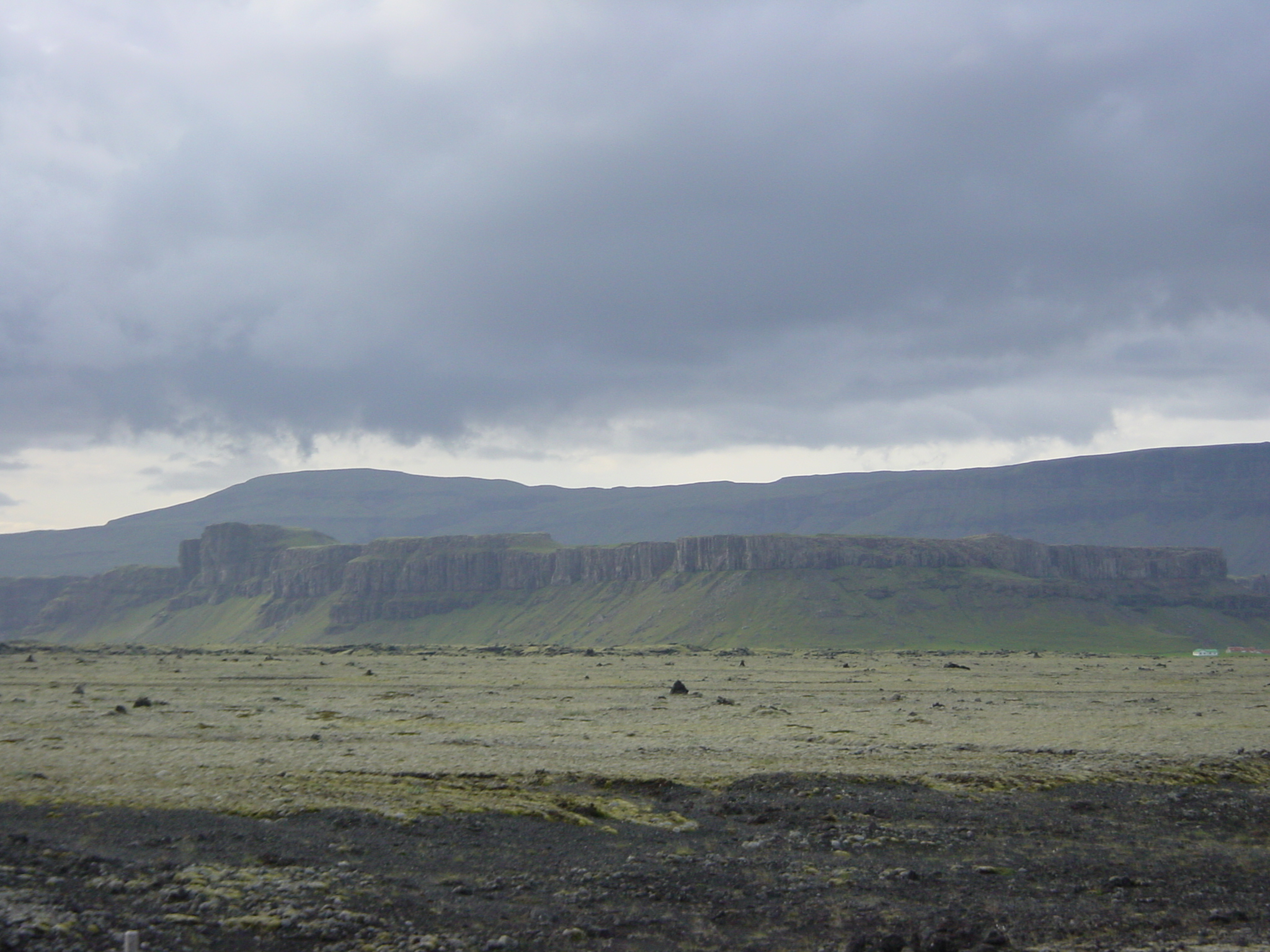 รูปถ่าย ไอซ์แลนด์(Iceland) ถนนหมายเลข 1 จากโยกุลซาร์เลานไปวีก(Road 1 Jokulsarlon to vik) 2003-06 47