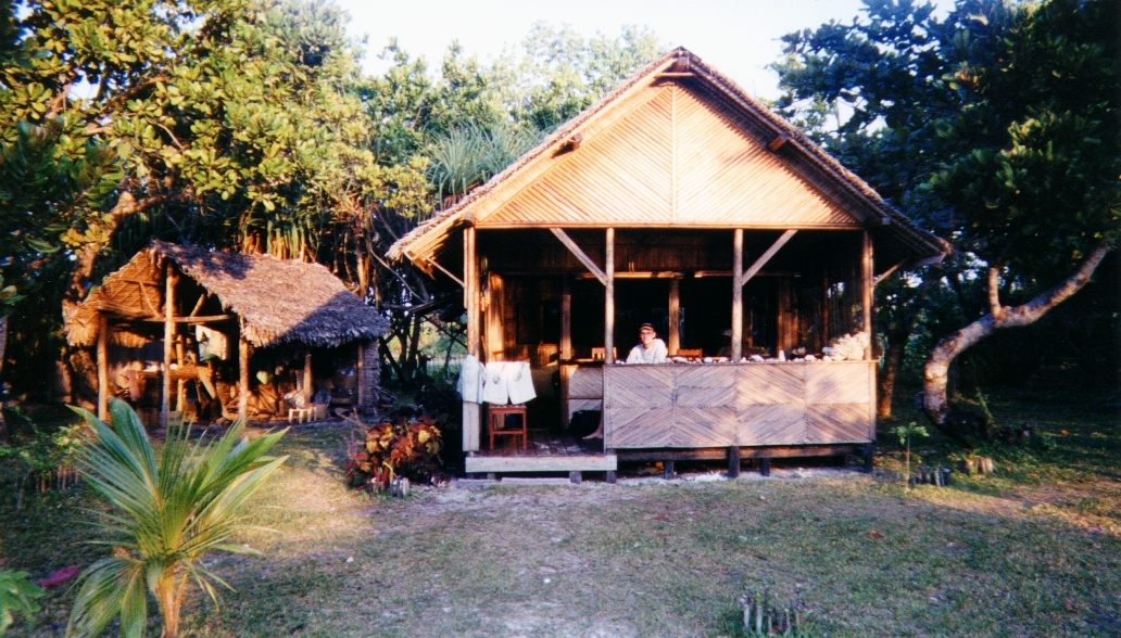 รูปถ่าย มาดากัสการ์(Madagascar) เกาะแซ็งต์-มารี(Sainte Marie) 1999-10 7