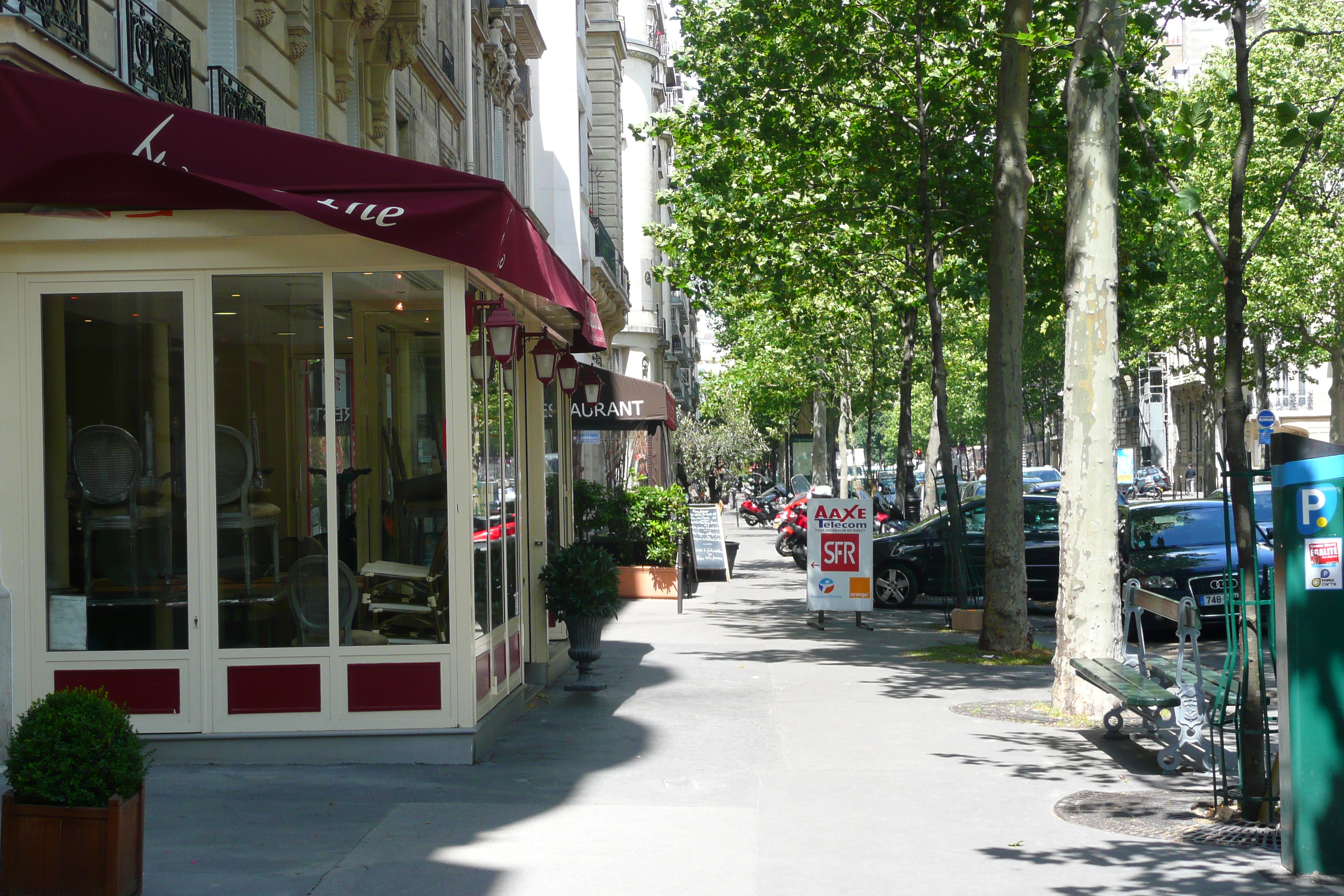 รูปถ่าย ฝรั่งเศส(France) ปารีส(Paris) ถนนนีเยล(Avenue Niel) 2007-06 62