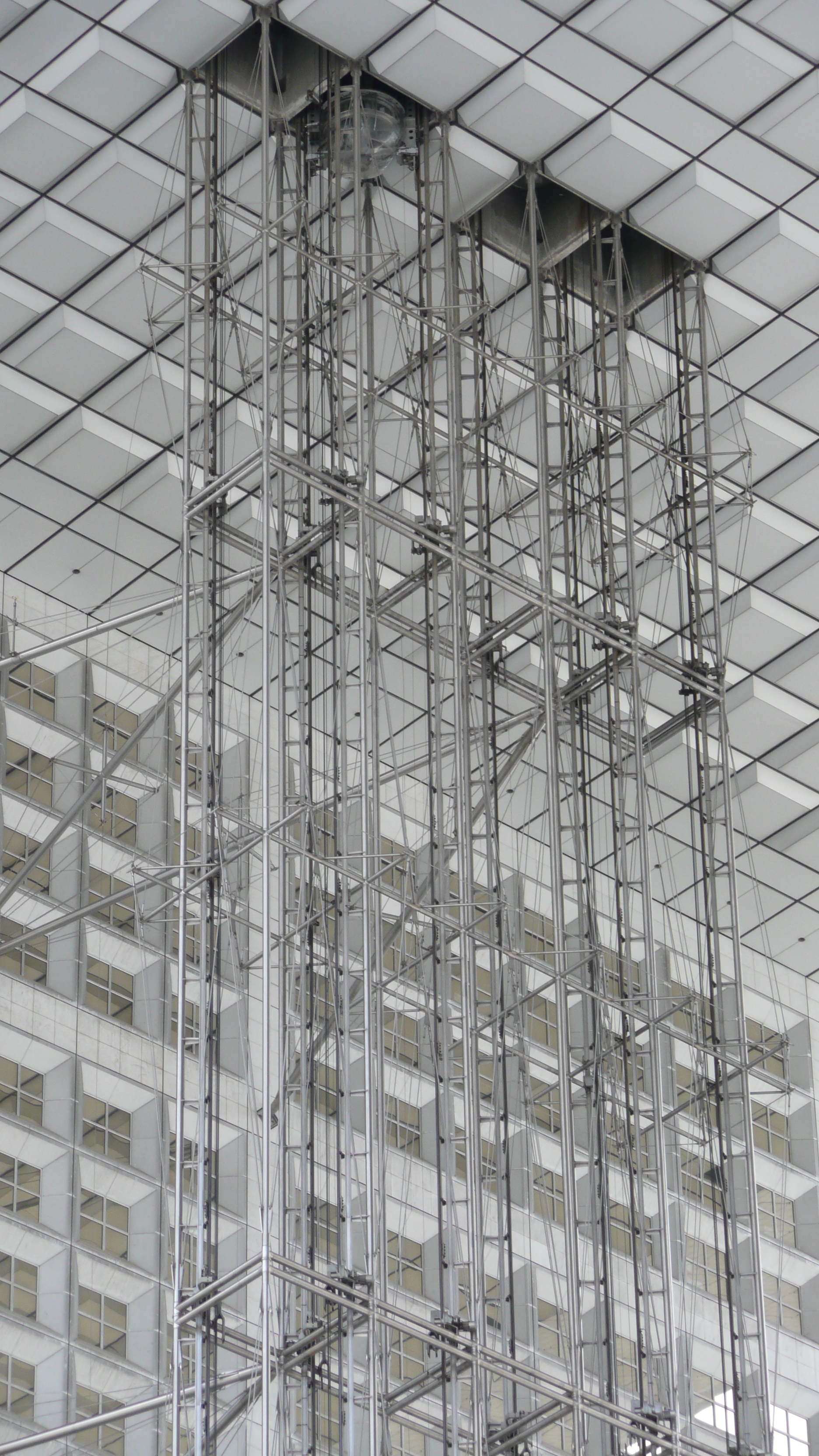 รูปถ่าย ฝรั่งเศส(France) ปารีส(Paris) ลาเดฟ็องส์(La Defense) 2007-05 182