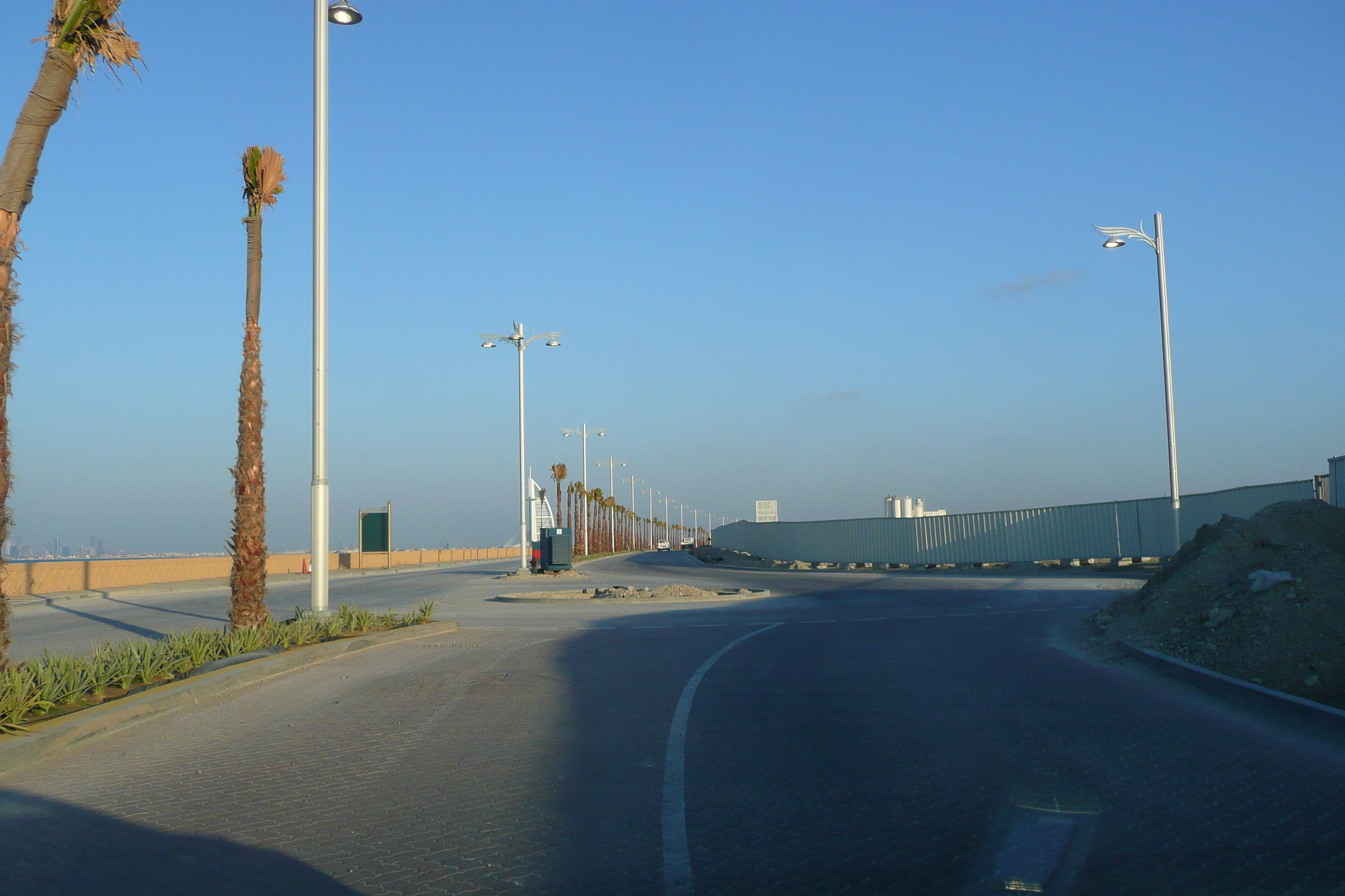 รูปถ่าย สหรัฐอาหรับเอมิเรตส์(United Arab Emirates) ดูไบ(Dubai) ปาล์มจุมัยเราะห์(Palm Jumeirah) 2009-01 34