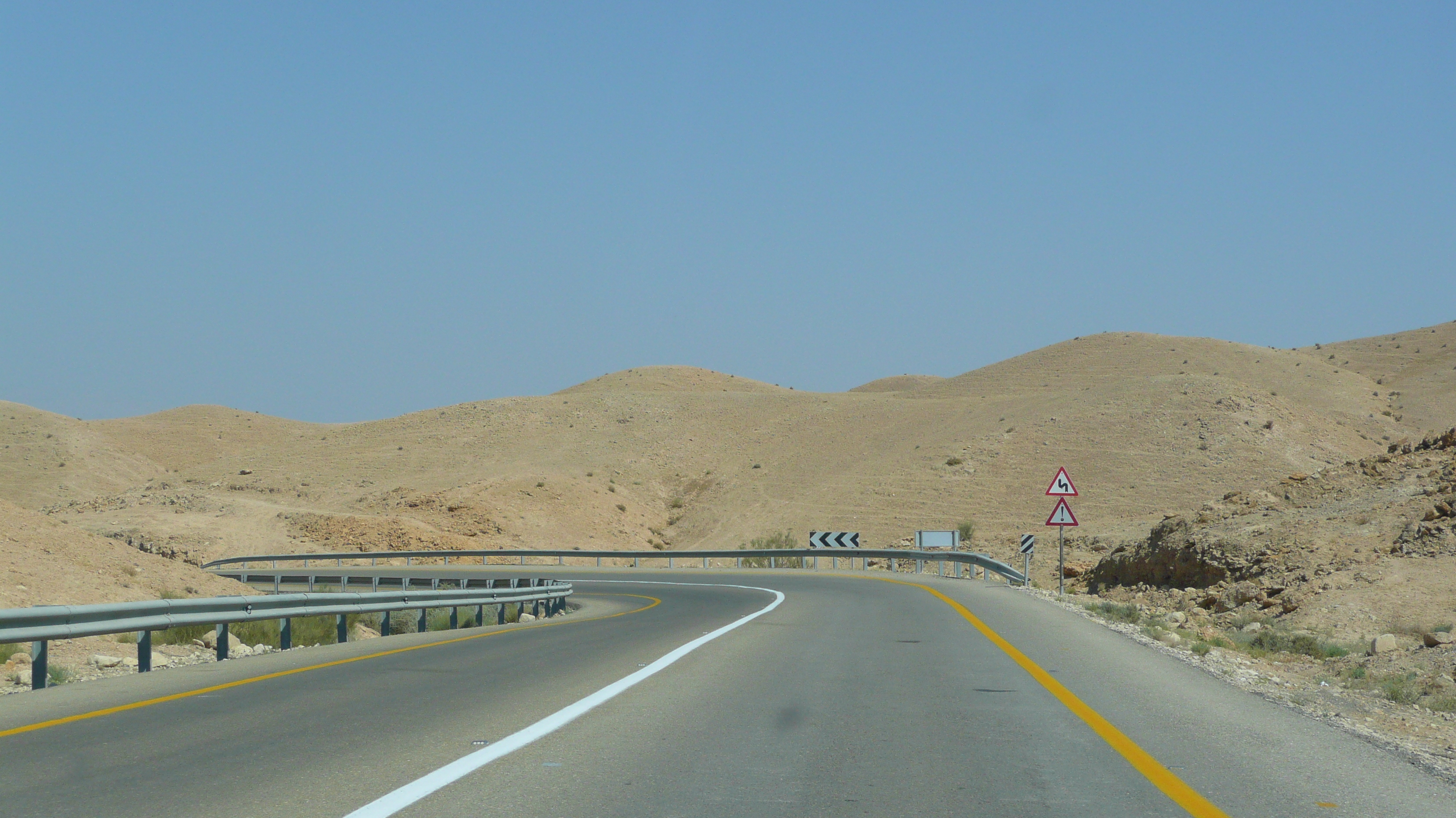 รูปถ่าย อิสราเอล(Israel) ถนนจากอาราดไปทะเลเดดซี(Arad to Dead Sea road) 2007-06 16