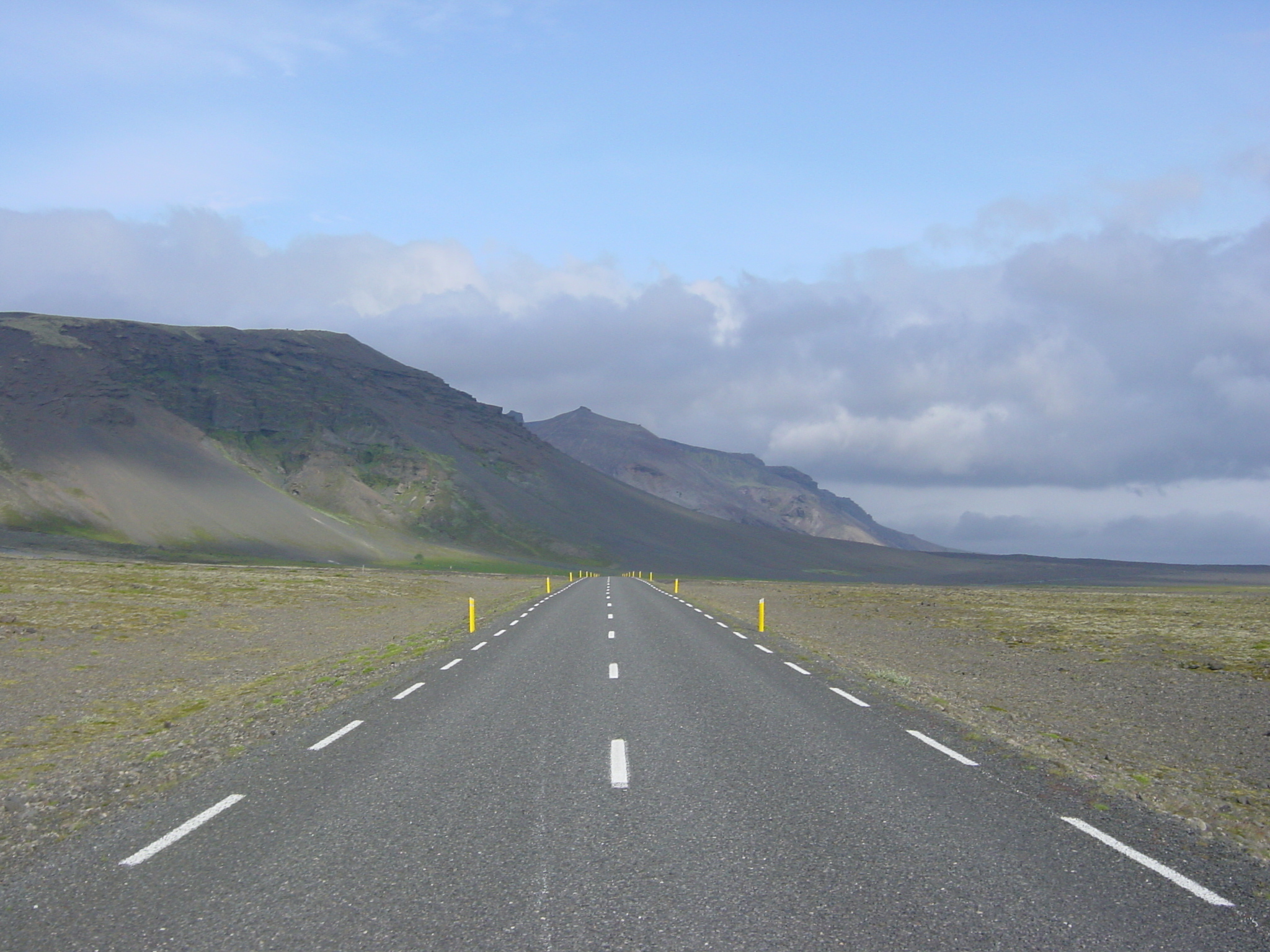 รูปถ่าย ไอซ์แลนด์(Iceland) ถนนหมายเลข 1 จากโยกุลซาร์เลานไปวีก(Road 1 Jokulsarlon to vik) 2003-06 48