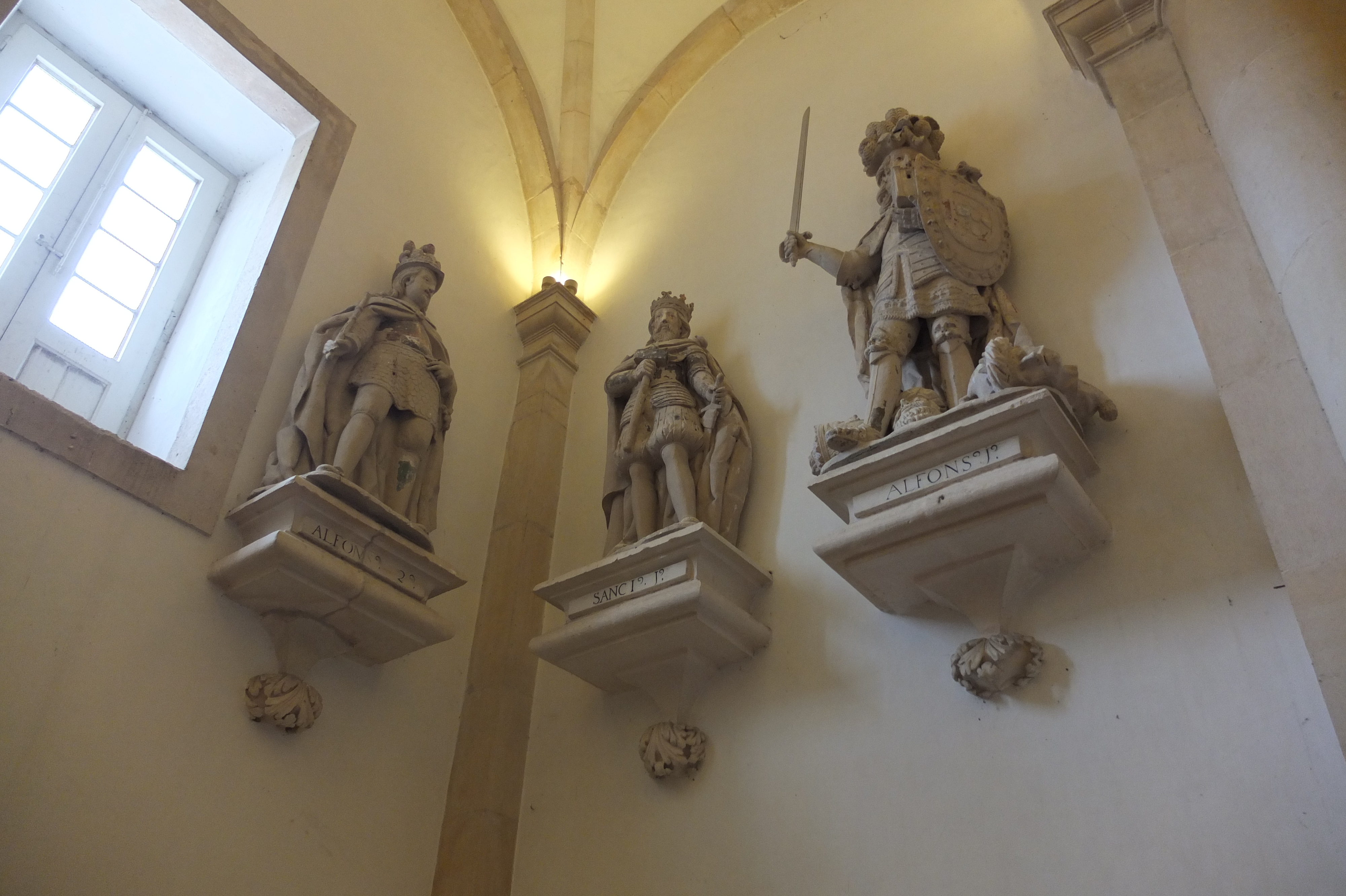 รูปถ่าย โปรตุเกส(Portugal) อัลโกบาซา(Alcobaca) 2013-01 54