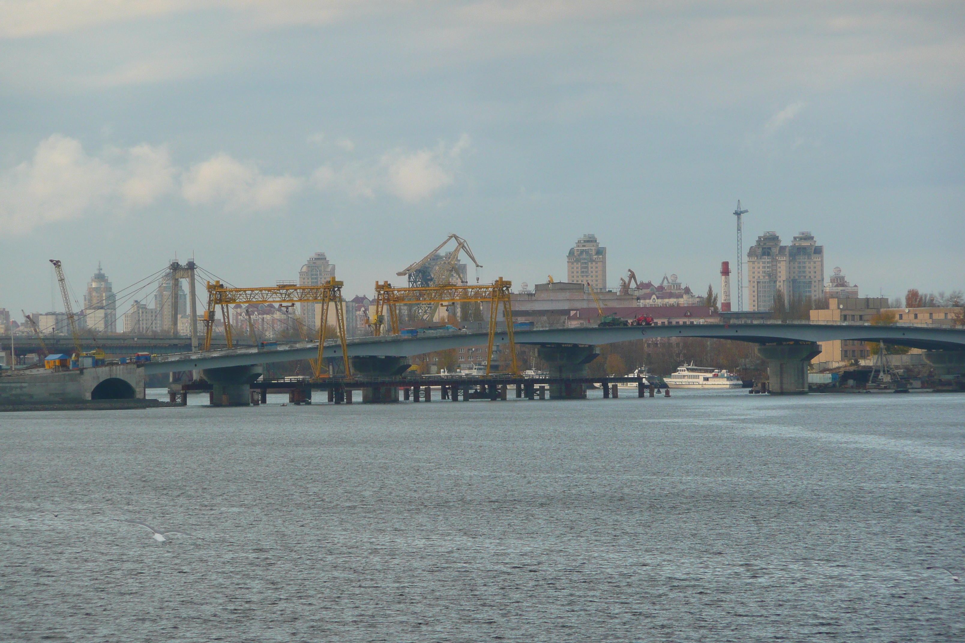 รูปถ่าย ยูเครน(Ukraine) เคียฟ(Kiev) แม่น้ำนีเปอร์(Dnipro river) 2007-11 0