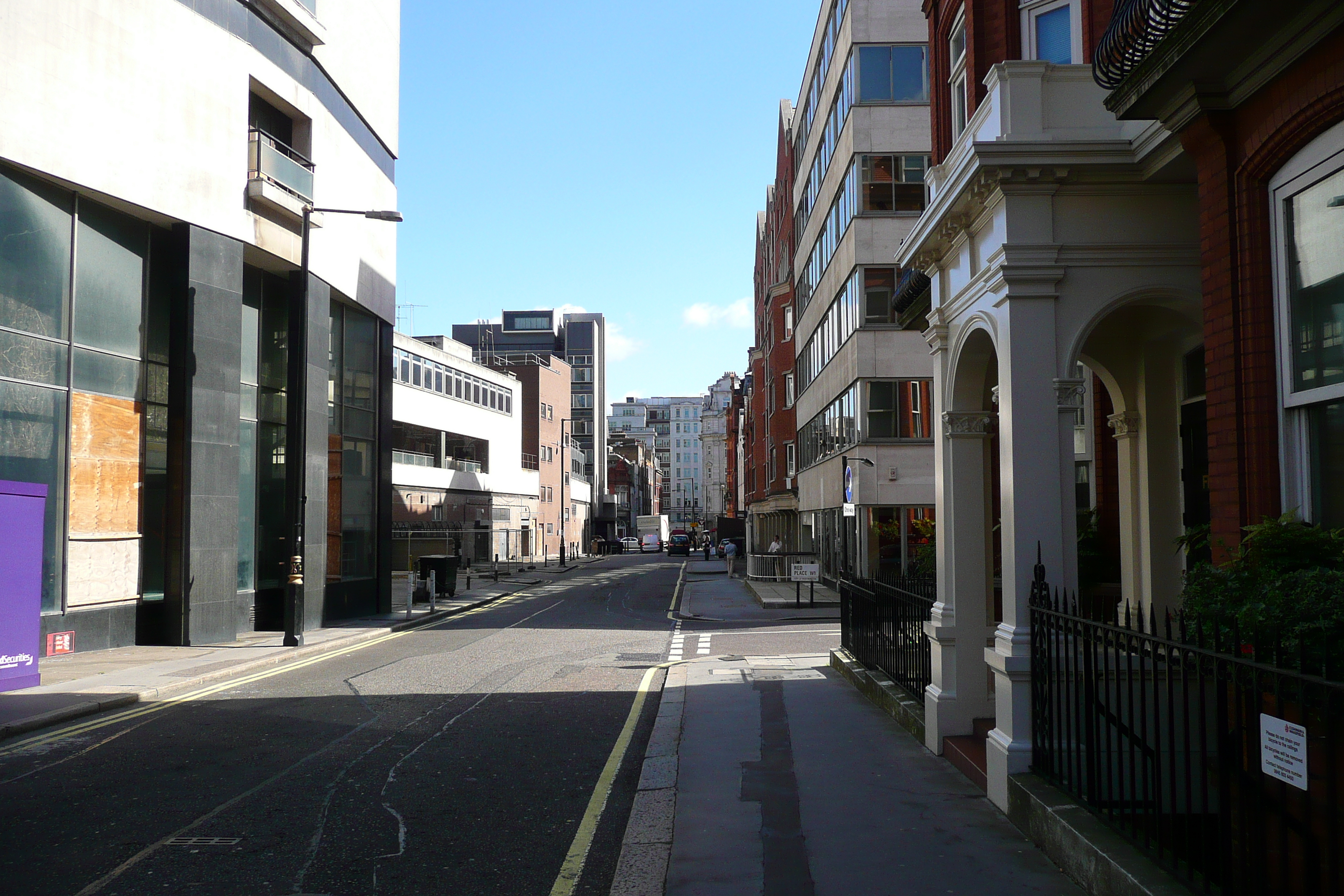 รูปถ่าย อังกฤษ(United Kingdom) ลอนดอน(London) ถนนนอร์ธโรว์(North Row) 2007-09 12