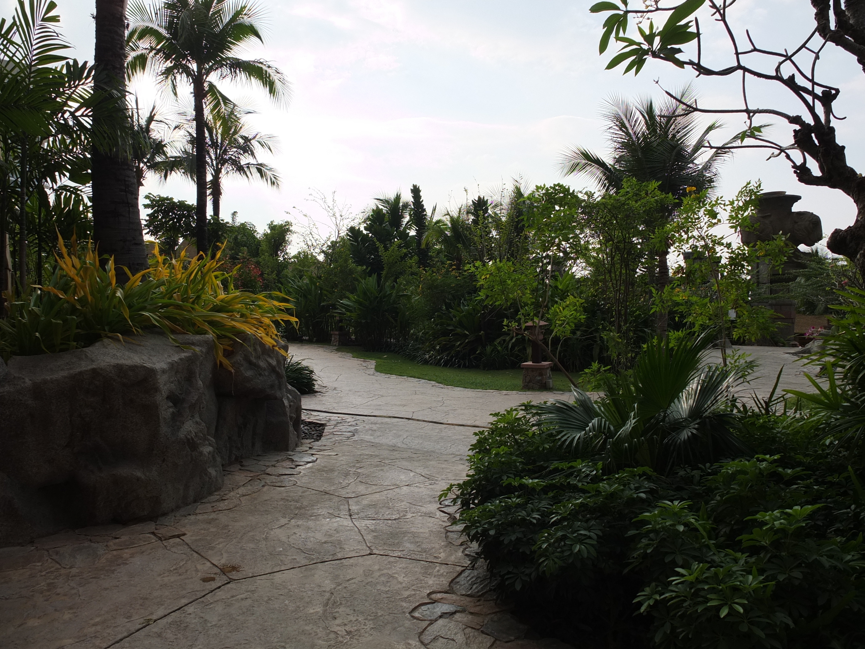รูปถ่าย ไทย(Thailand) พัทยา(Pattaya) โรงแรมเซ็นทารา(Centara Hotel) 2011-12 31