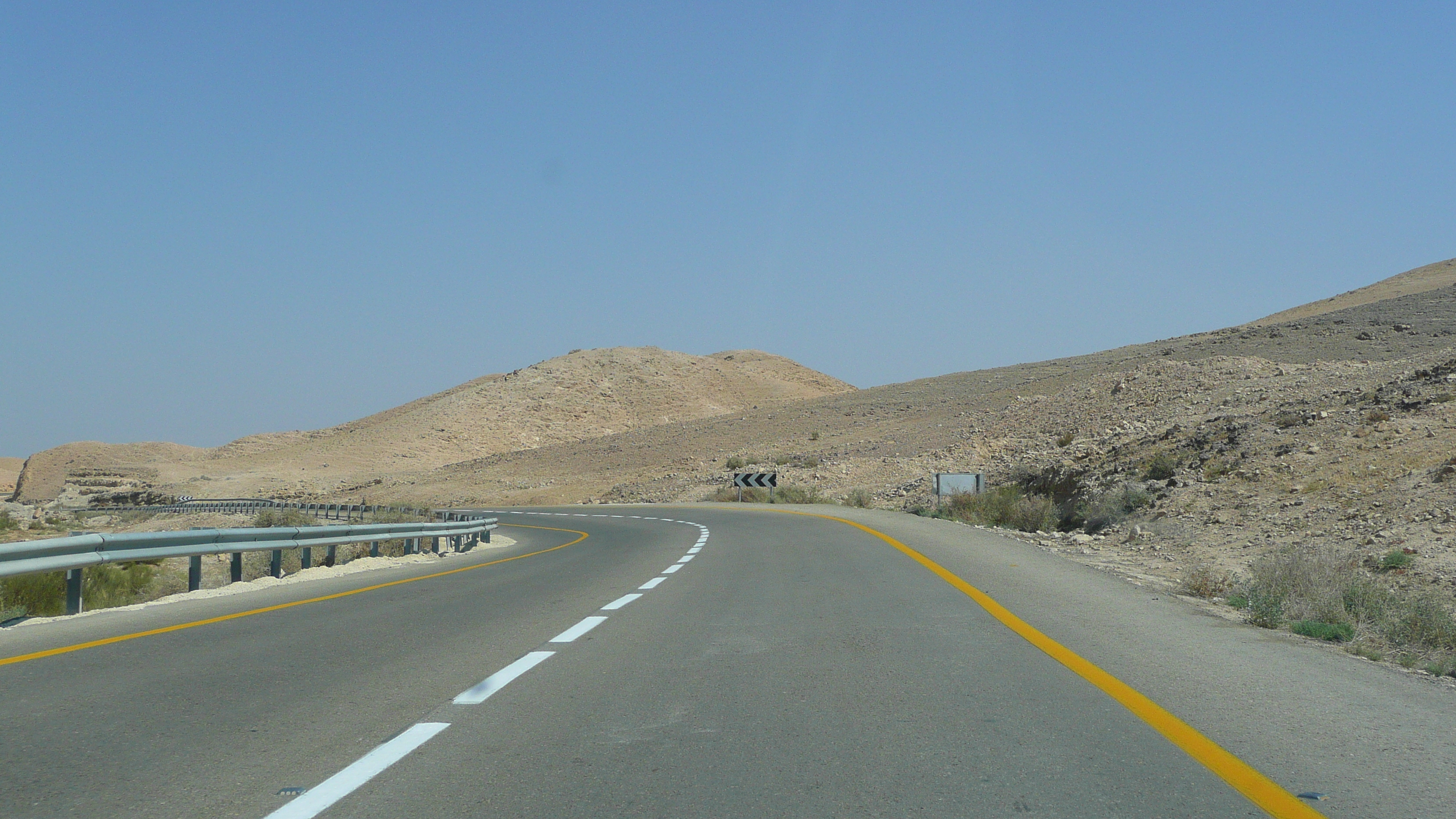 รูปถ่าย อิสราเอล(Israel) ถนนจากอาราดไปทะเลเดดซี(Arad to Dead Sea road) 2007-06 0