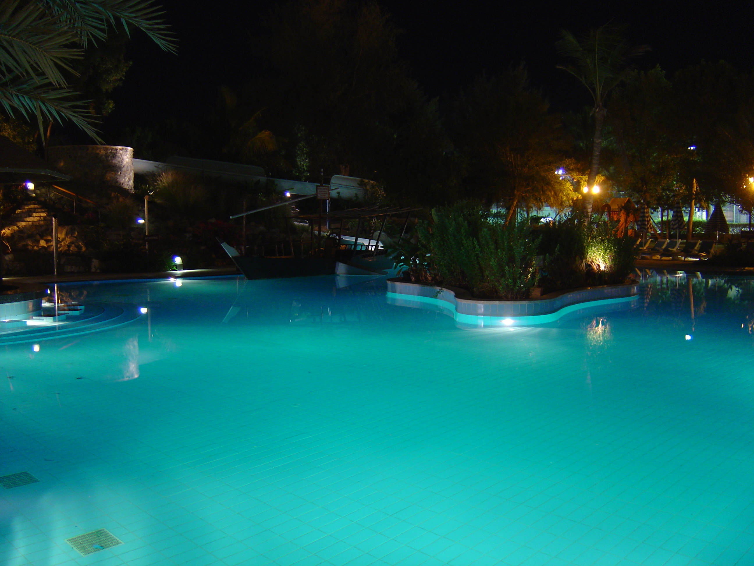 รูปถ่าย สหรัฐอาหรับเอมิเรตส์(United Arab Emirates) อาเลอิน(Al Ain) โรงแรมฮิลตัน(Hilton Hotel) 2005-03 20