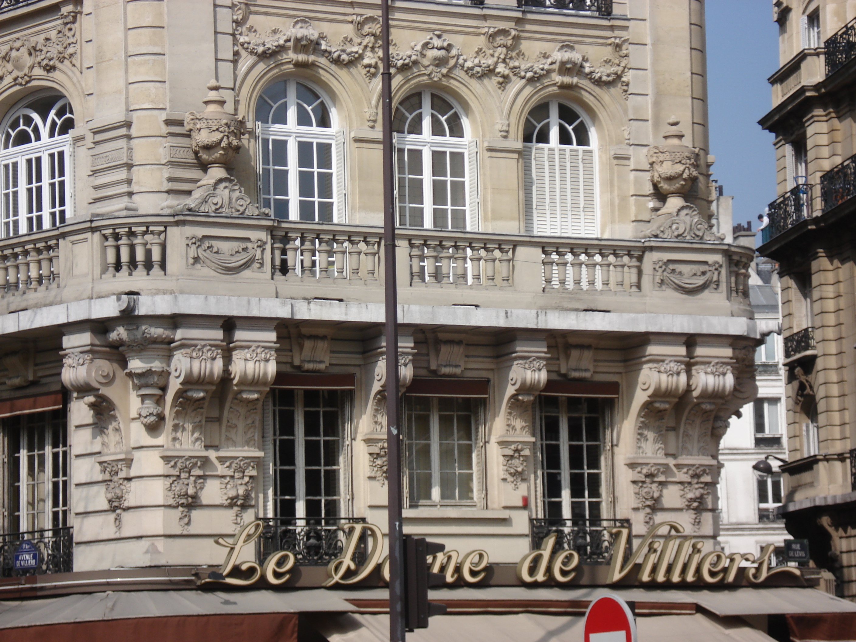 รูปถ่าย ฝรั่งเศส(France) ปารีส(Paris) คุ้มที่ 17 (17th Arrondissement) ถนนกูร์แซล(Boulevard de Courcelles) 2006-03 18