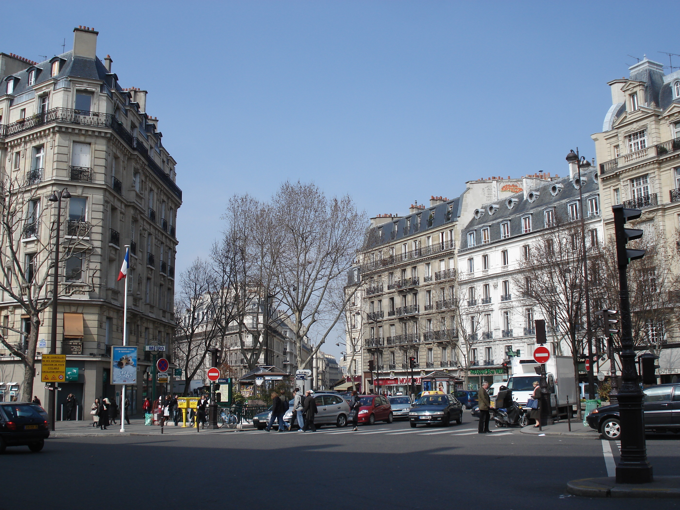 รูปถ่าย ฝรั่งเศส(France) ปารีส(Paris) คุ้มที่ 17 (17th Arrondissement) ถนนกูร์แซล(Boulevard de Courcelles) 2006-03 31