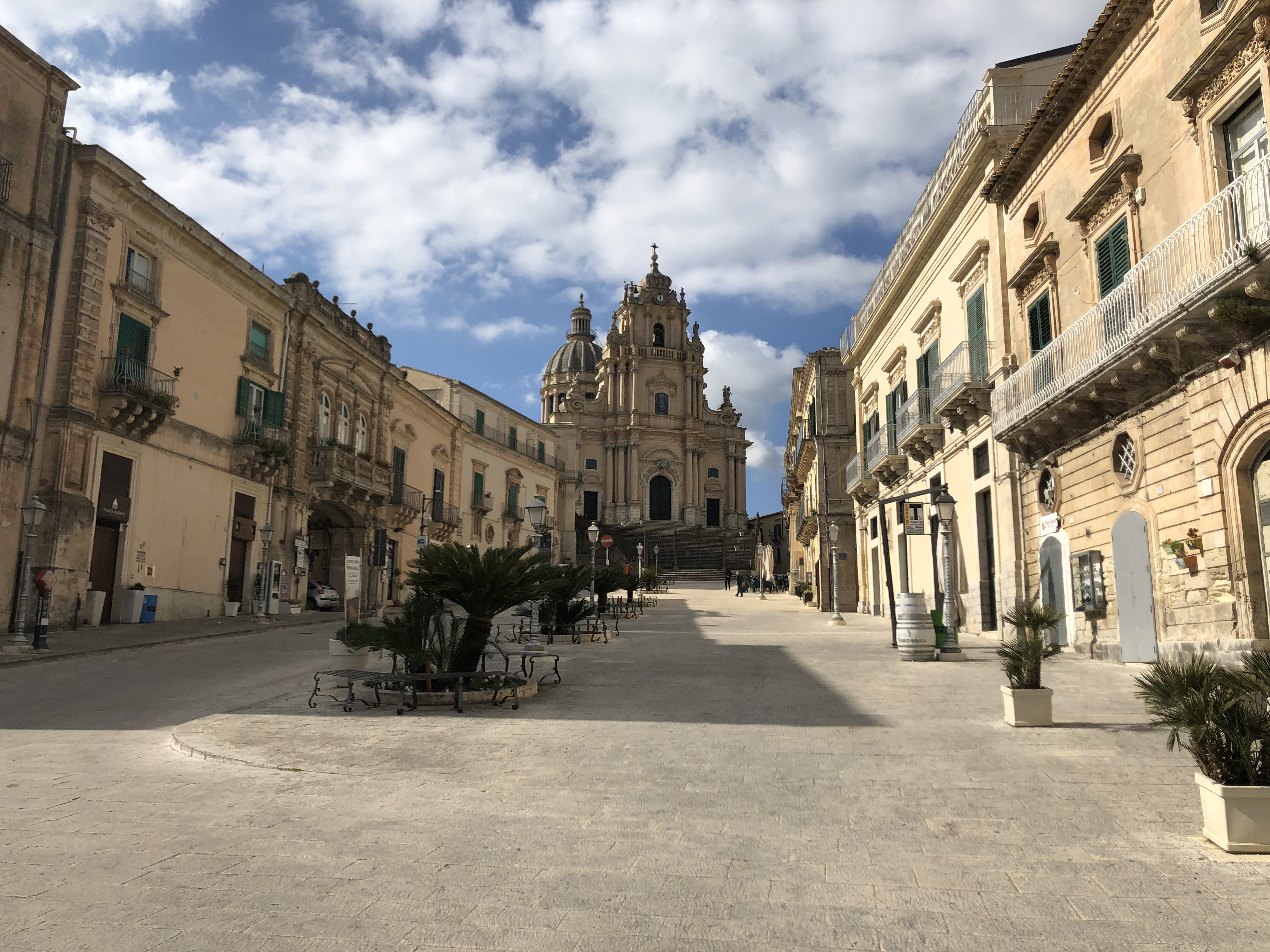รูปถ่าย อิตาลี(Italy) ซิซิลี(Sicily) โมดีกา(Modica) 2020-02 18