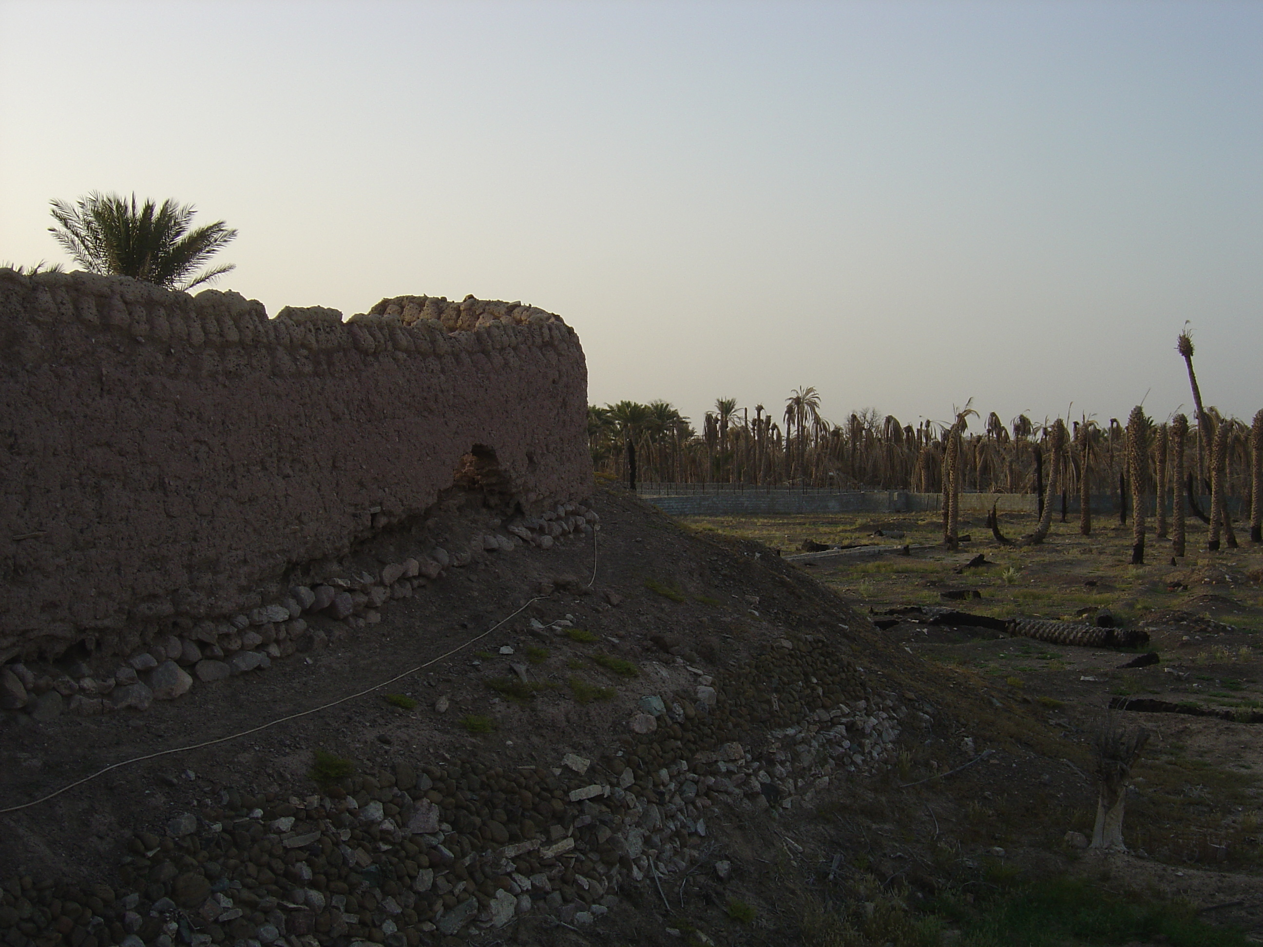 รูปถ่าย โอมาน(Oman) มาฮาดา(Mahada) 2005-03 10