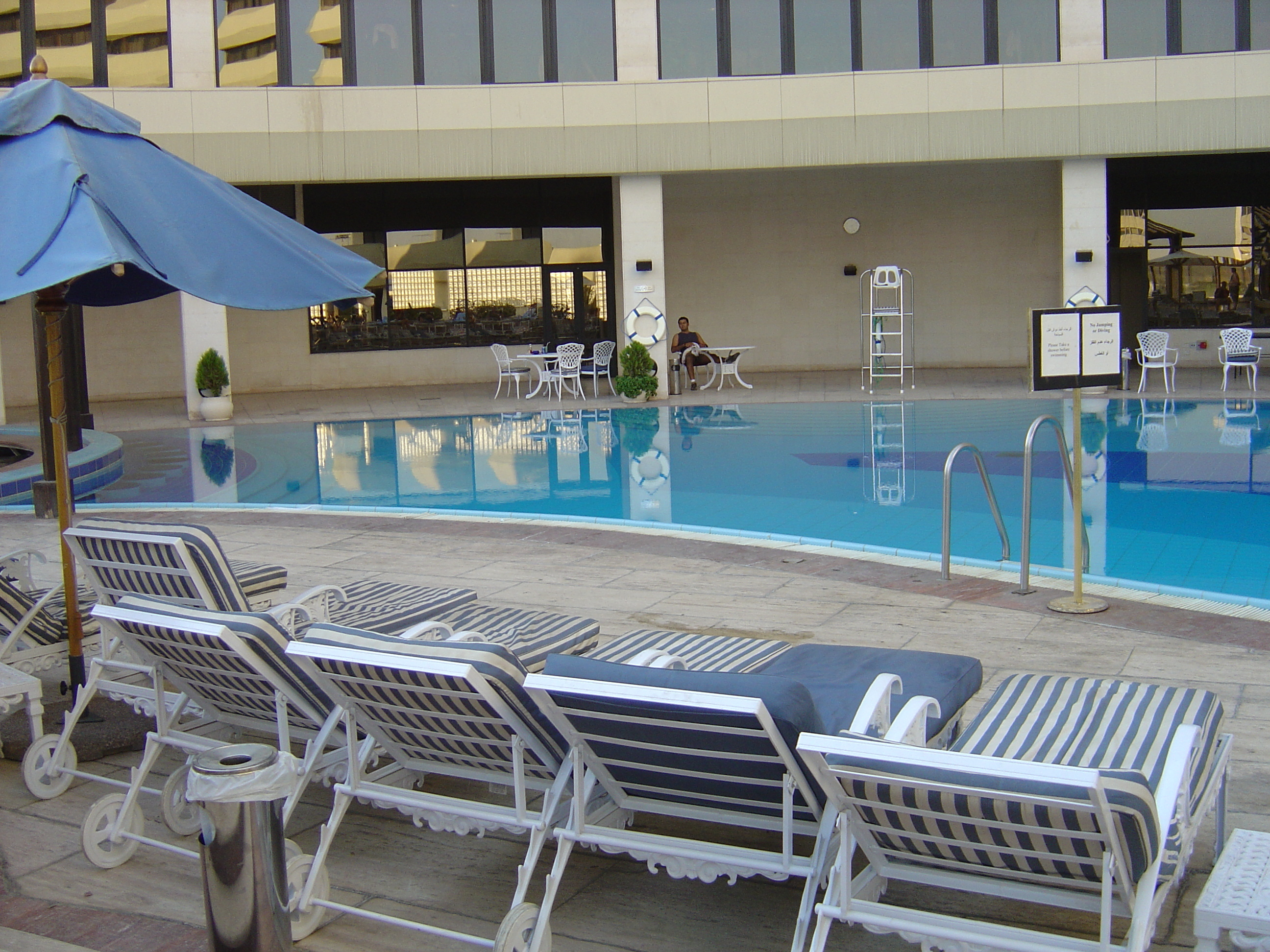 รูปถ่าย จอร์แดน(Jordan) อัมมาน(Amman) โรงแรมเลอเมอริเดียน(Le Meridien Hotel) 2004-10 23