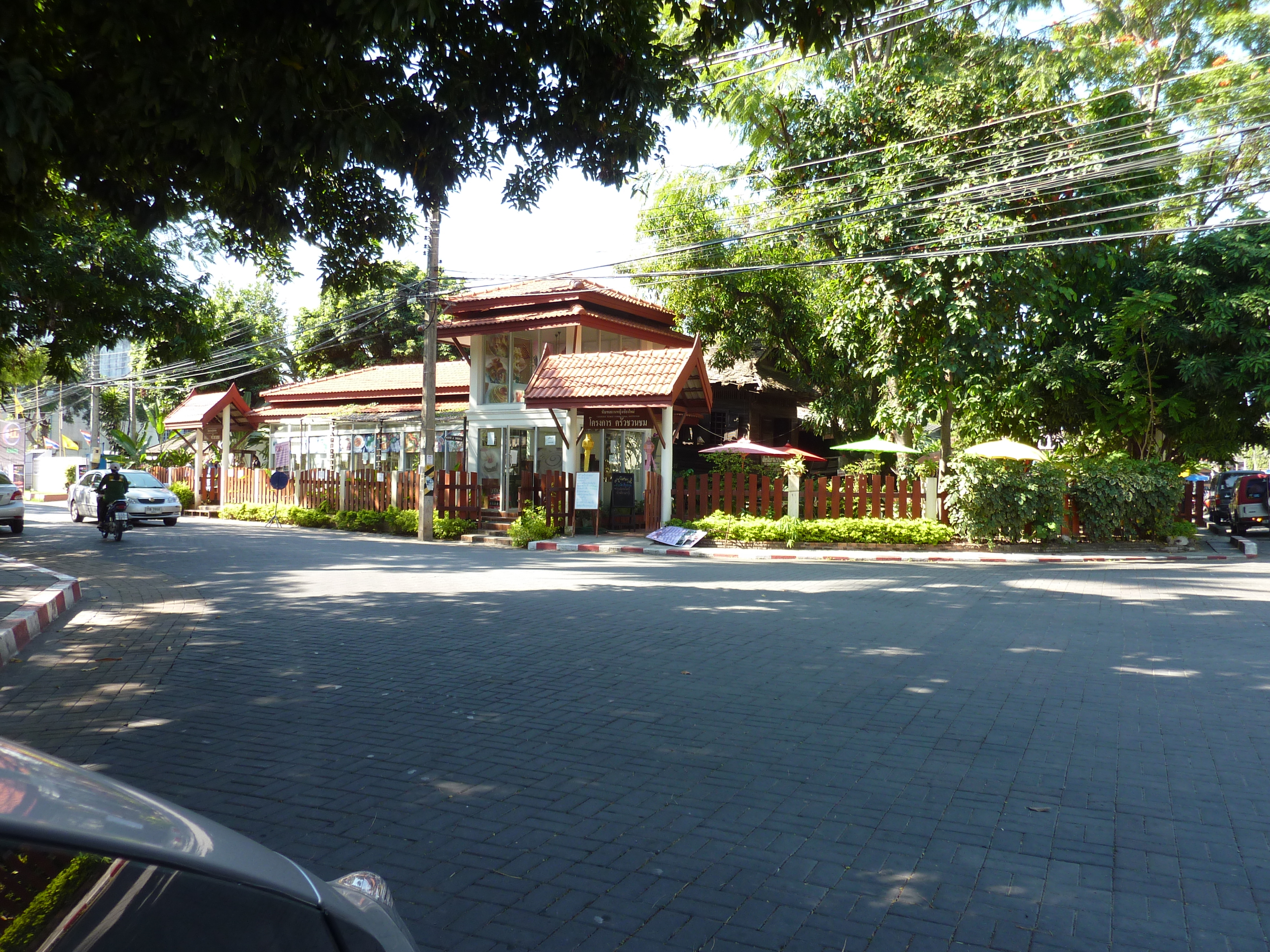 รูปถ่าย ไทย(Thailand) เชียงใหม่(Chiang Mai) เมืองเก่าเชียงใหม่(Old city Chiang Mai) 2009-12 5