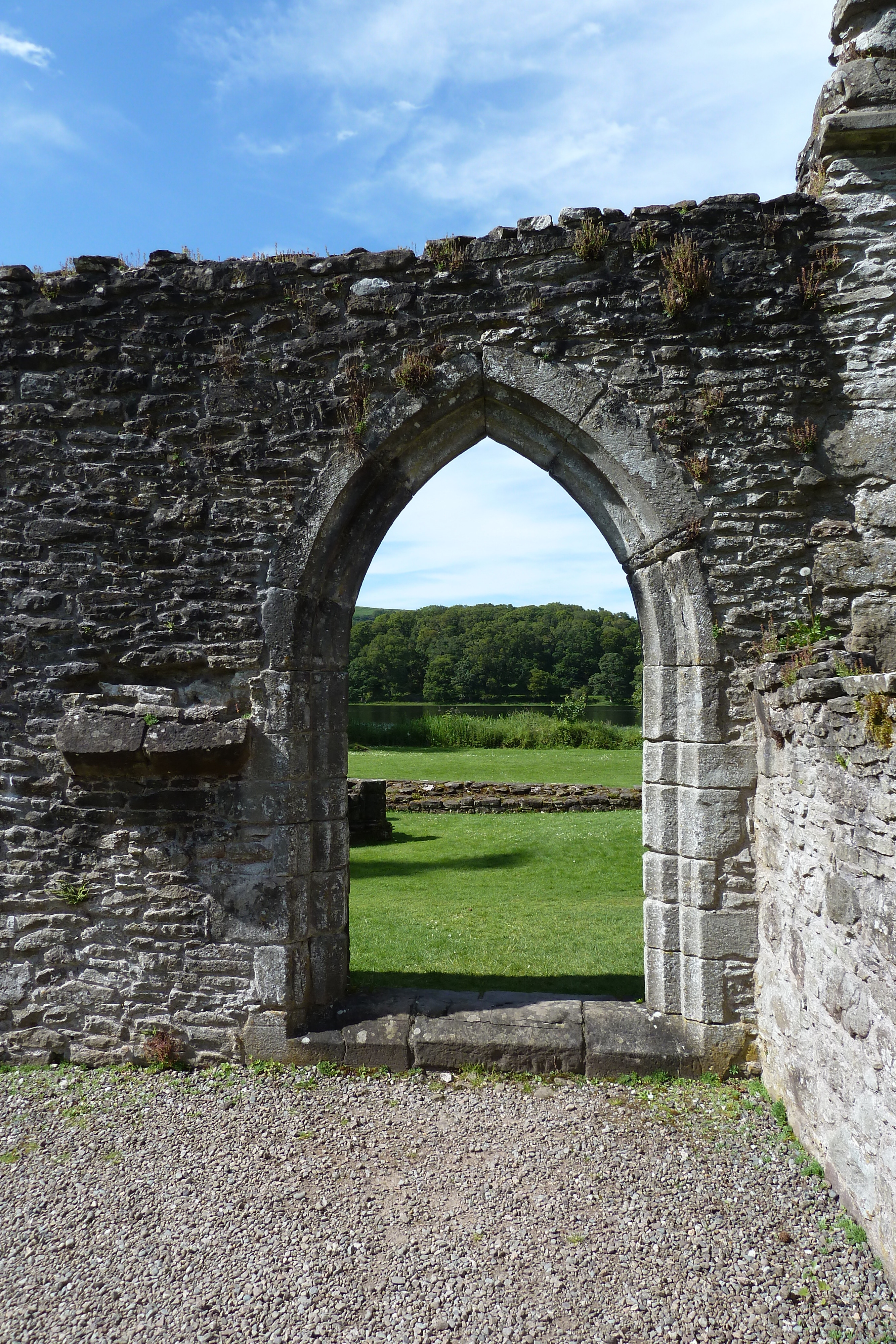 รูปถ่าย อังกฤษ(United Kingdom) สกอตแลนด์(Scotland) อารามอินช์มาโฮม(Inchmahome Priory) 2011-07 2
