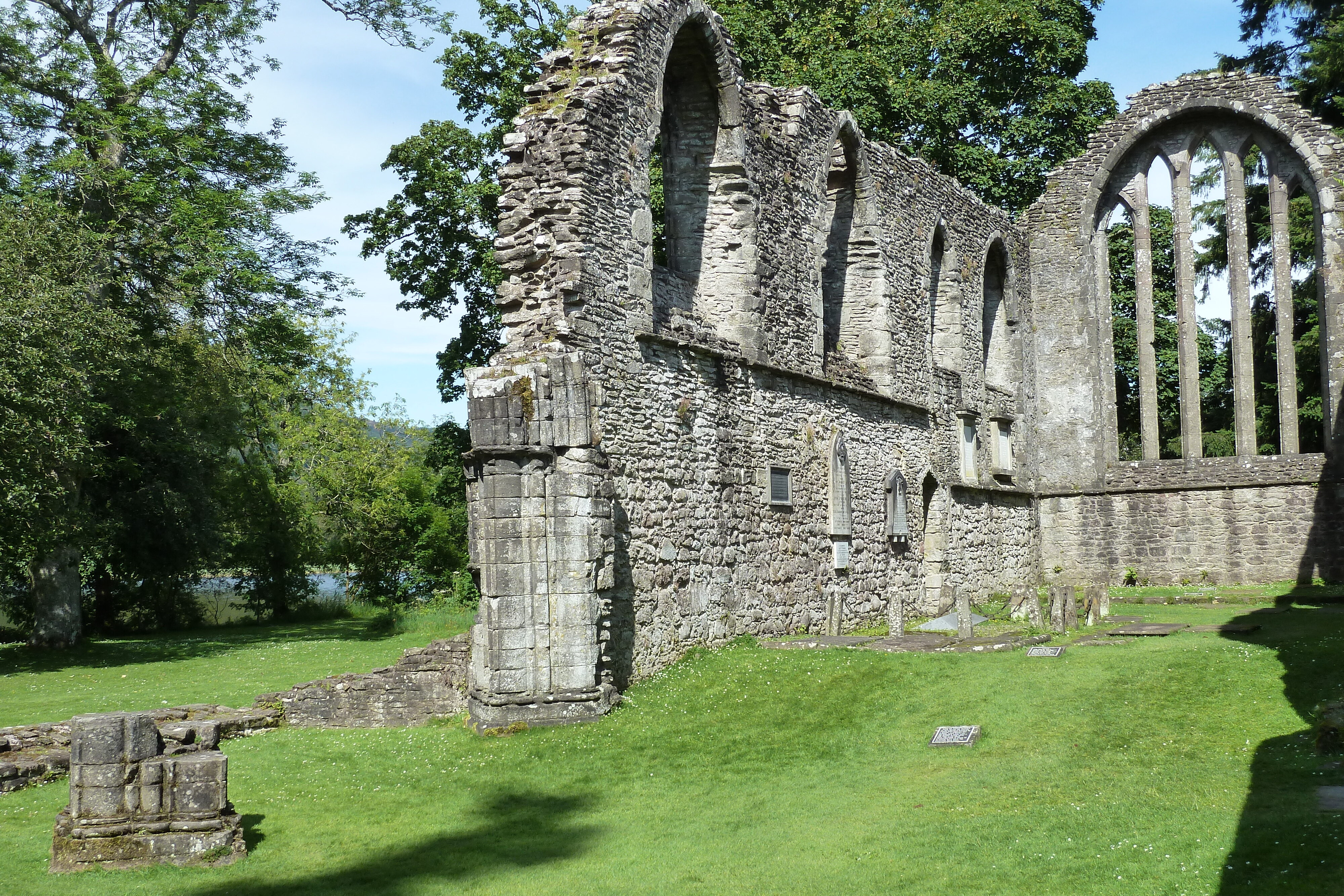 รูปถ่าย อังกฤษ(United Kingdom) สกอตแลนด์(Scotland) อารามอินช์มาโฮม(Inchmahome Priory) 2011-07 44