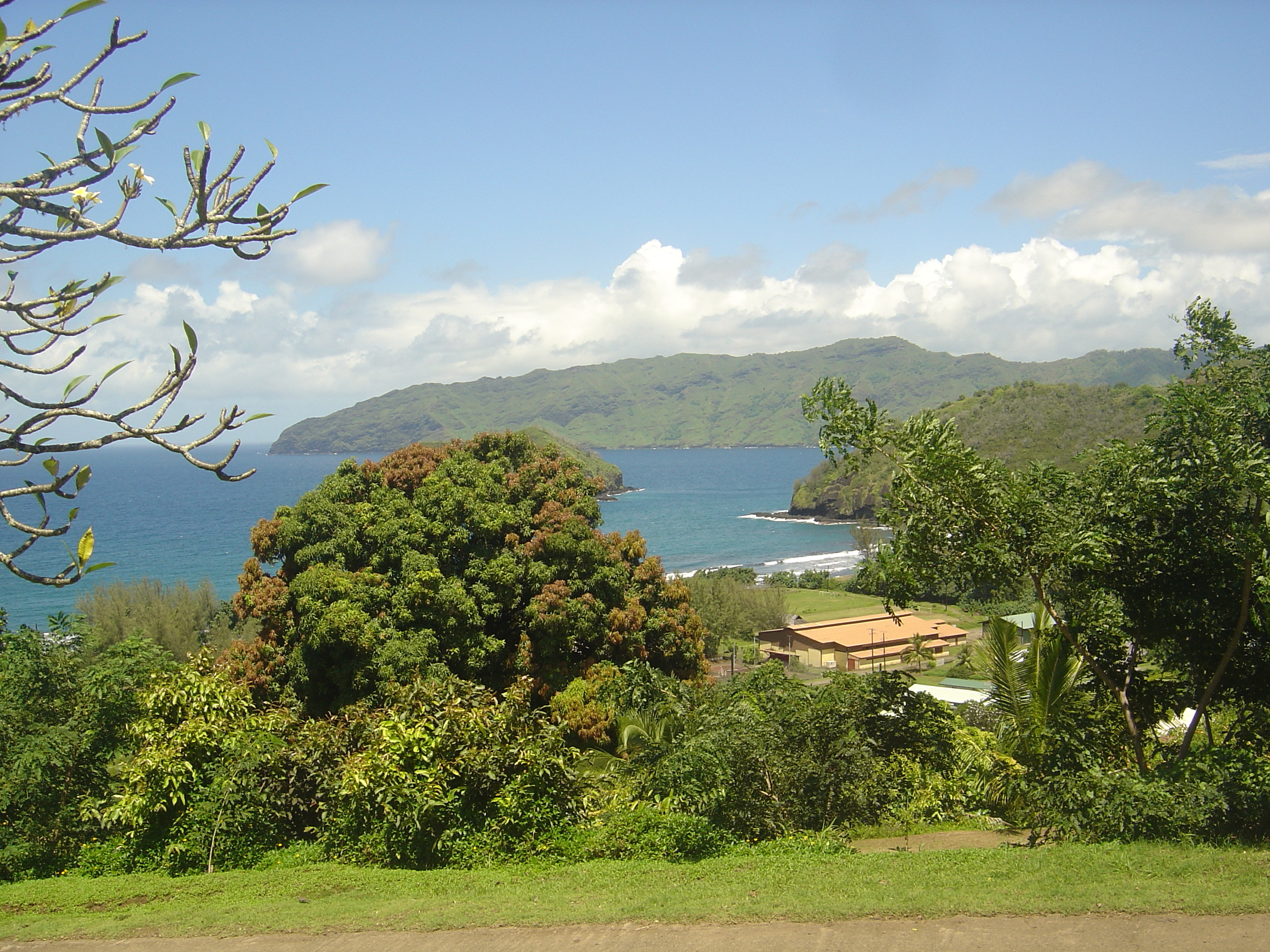 รูปถ่าย เฟรนช์โพลี่นีเซีย(Polynesia) หมู่เกาะมาร์เคซัส(Marquises) 2006-04 38