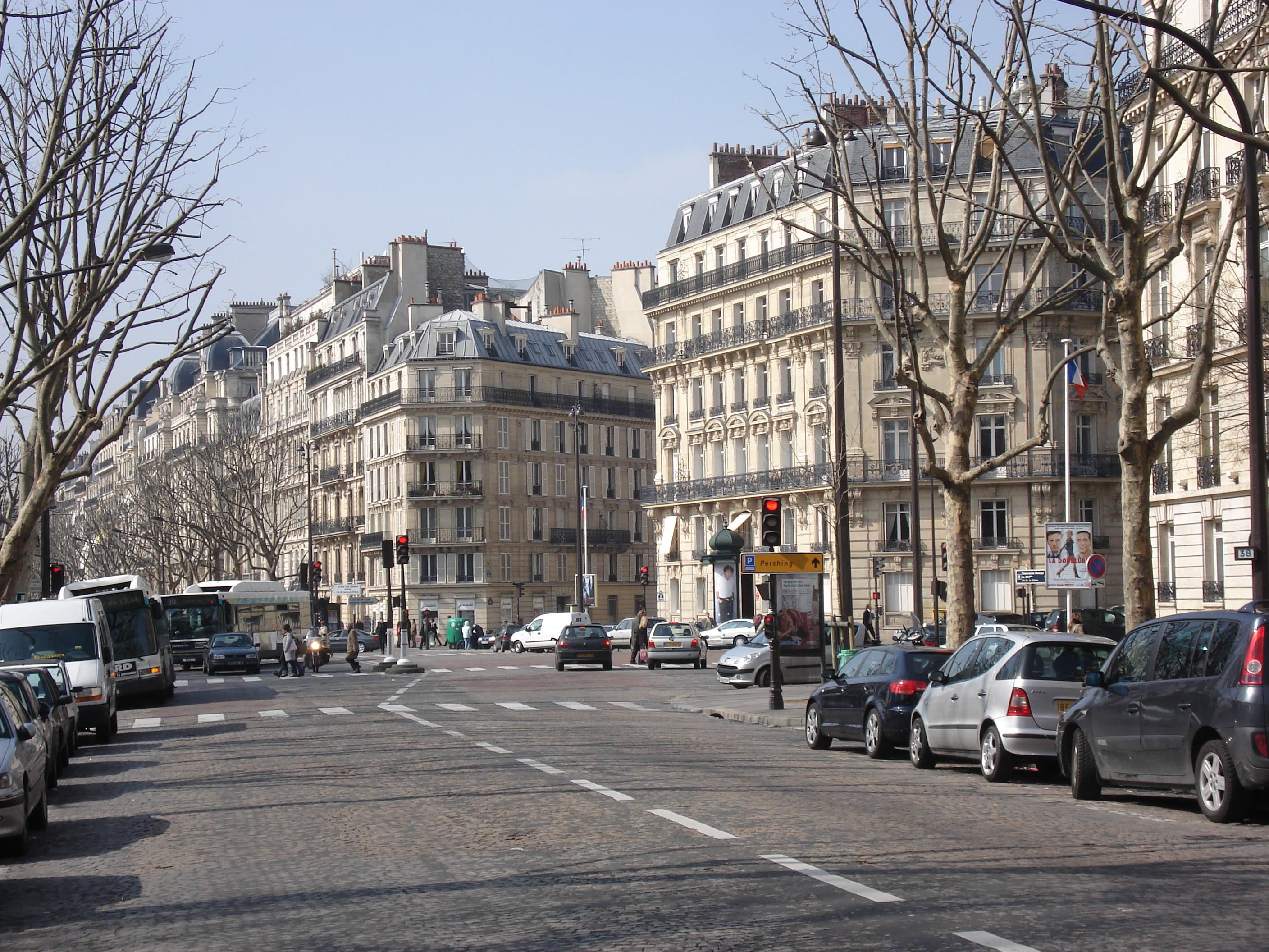 รูปถ่าย ฝรั่งเศส(France) ปารีส(Paris) คุ้มที่ 17 (17th Arrondissement) ถนนกูร์แซล(Boulevard de Courcelles) 2006-03 5