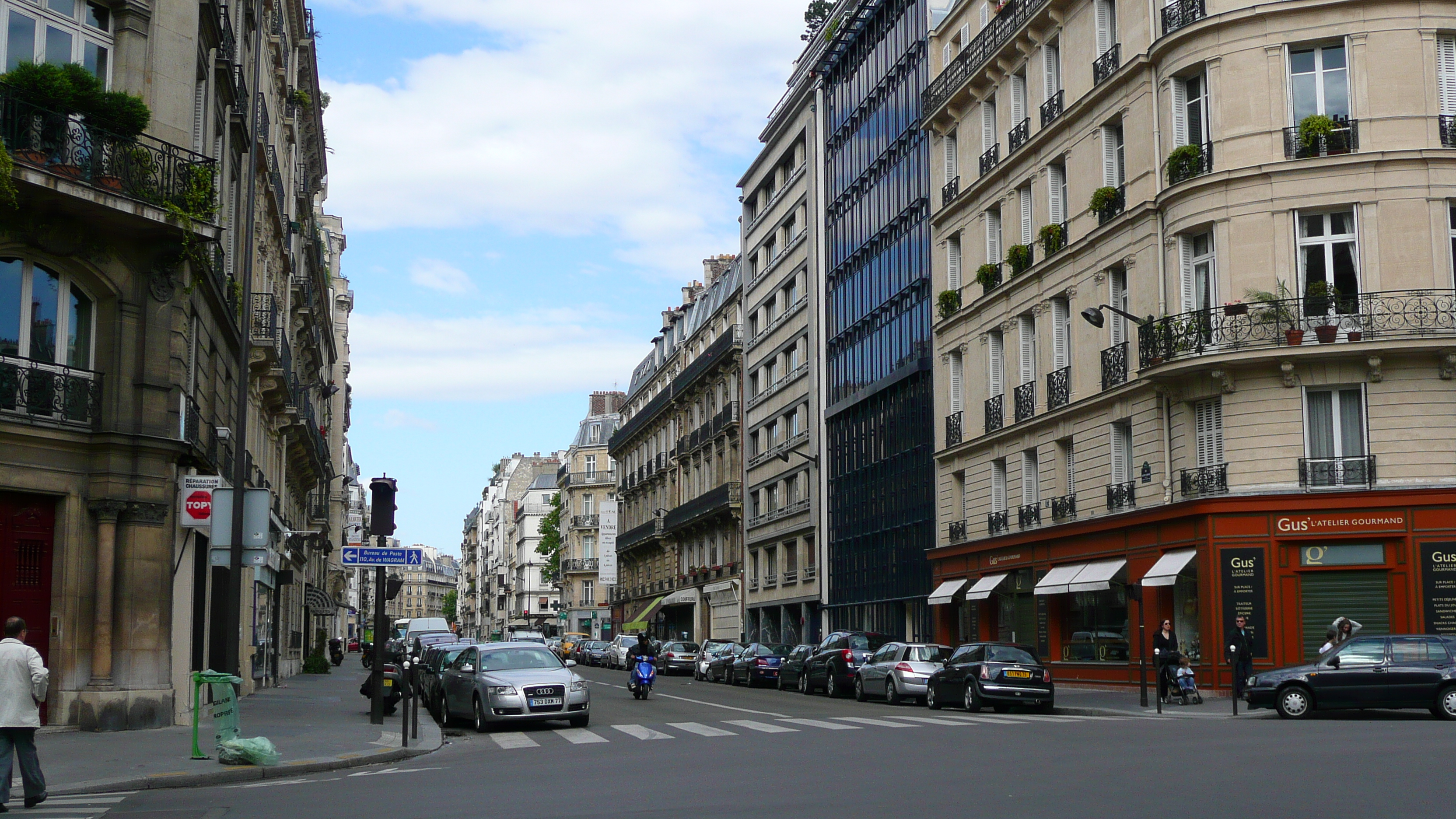 รูปถ่าย ฝรั่งเศส(France) ปารีส(Paris) คุ้มที่ 17 (17th Arrondissement) ถนนฌูฟรัว-ดาบ็อง(Rue Jouffroy d'Abbans) 2007-05 38