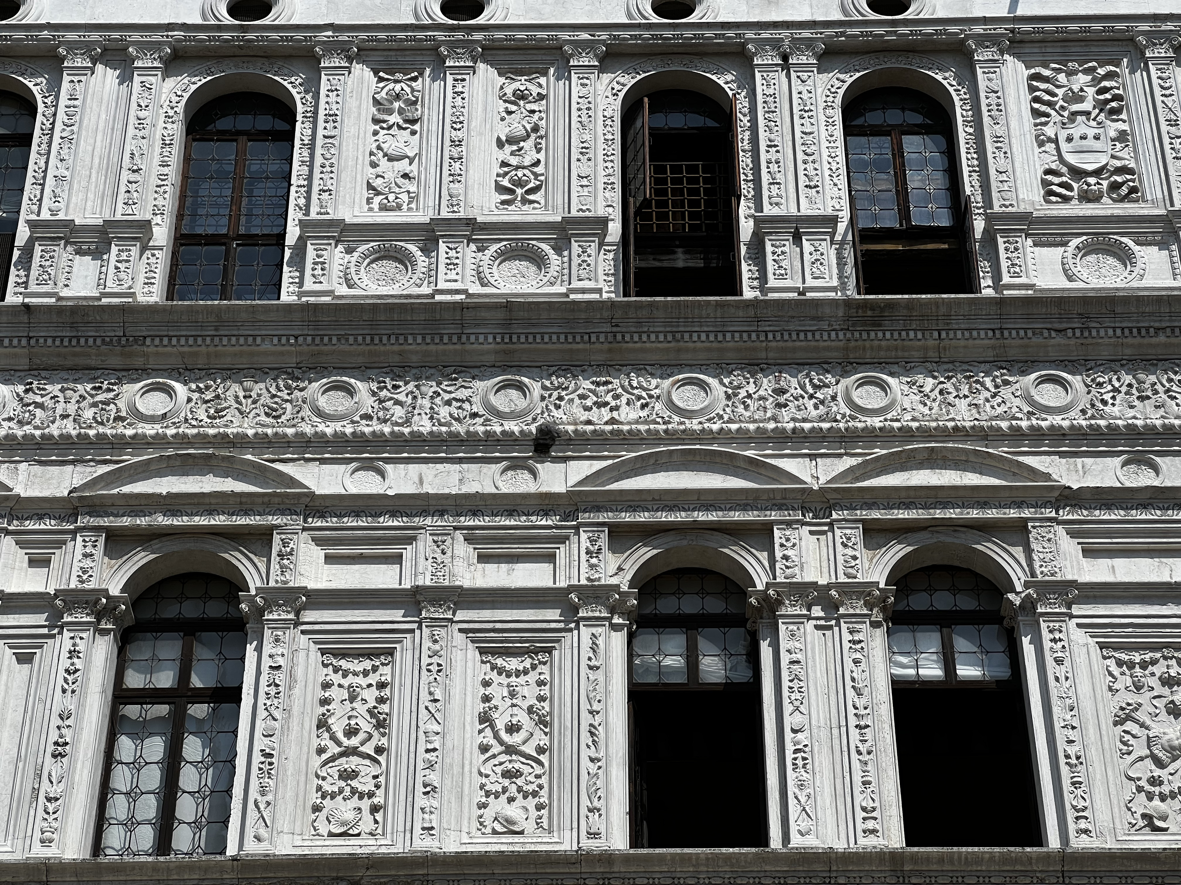 รูปถ่าย อิตาลี(Italy) เวนีส(Venice) พระราชวังดอจ (ปาลัซโซดูกาเล)(Doge's Palace (Palazzo Ducale)) 2022-05 182