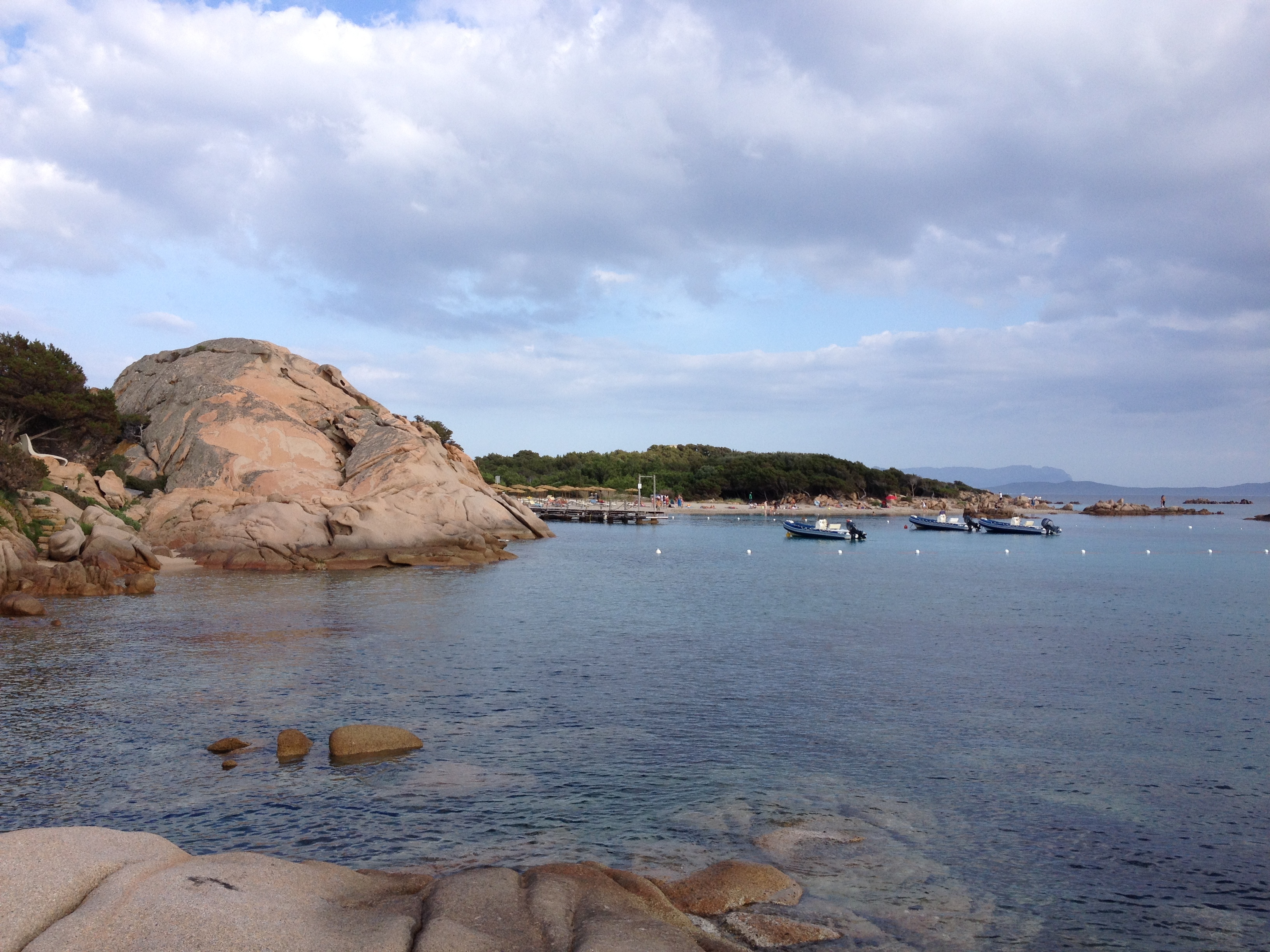 รูปถ่าย อิตาลี(Italy) ซาร์ดิเนีย(Sardinia) กอสตาสเมรัลดา(Costa Smeralda) 2015-06 22
