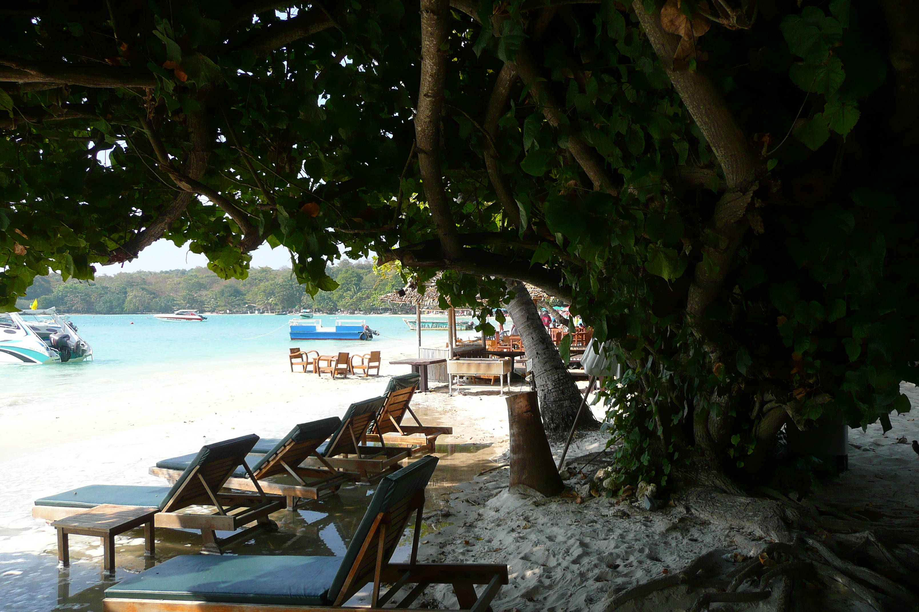 รูปถ่าย ไทย(Thailand) เกาะเสม็ด(Ko Samet) อ่าววงเดือน(Ao Wong Duan) 2009-01 50