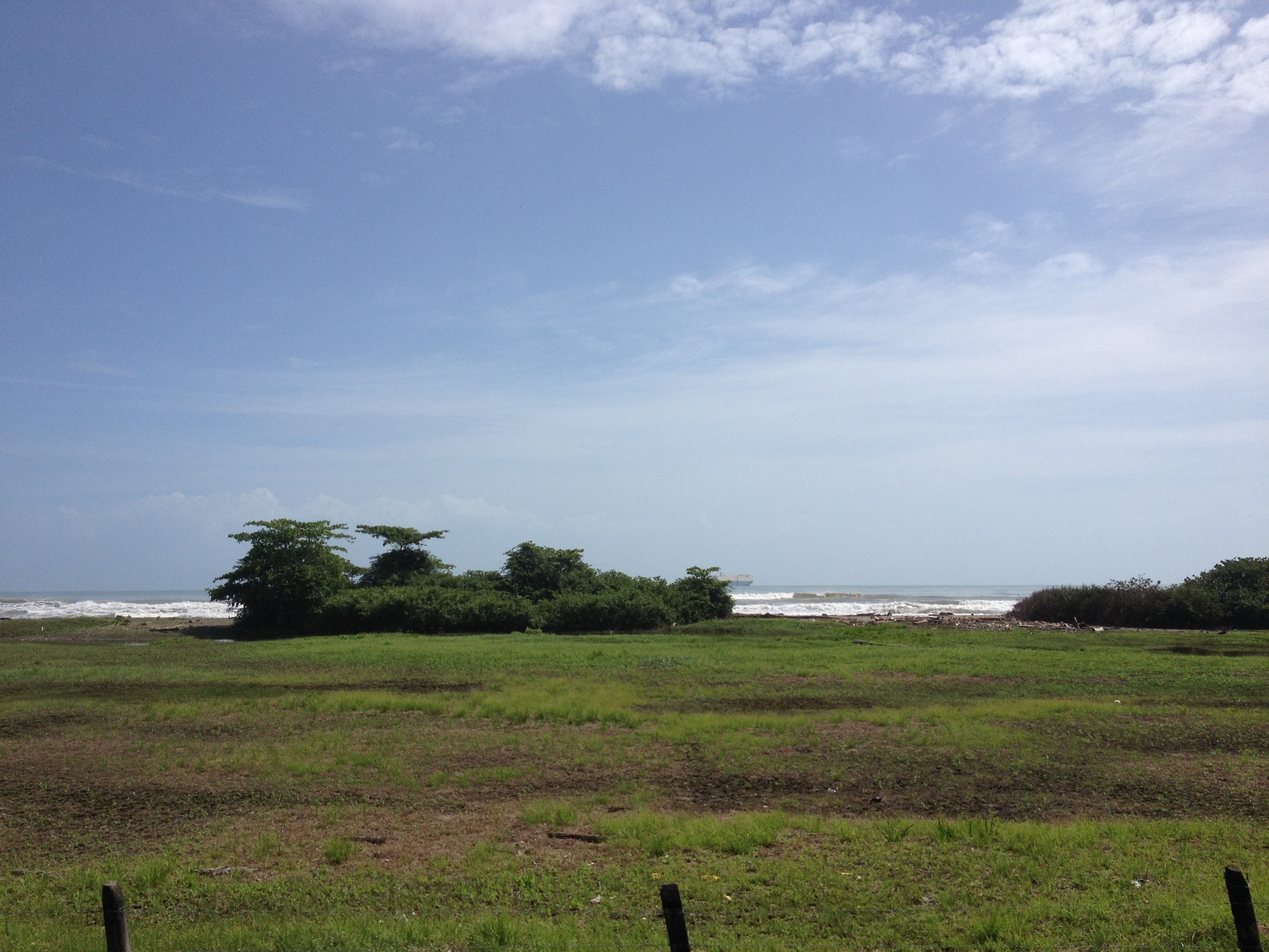 รูปถ่าย คอสตาริกา(Costa Rica) จากลีมอนไปซีกีร์เรส(Limon to Siquirres) 2015-03 16