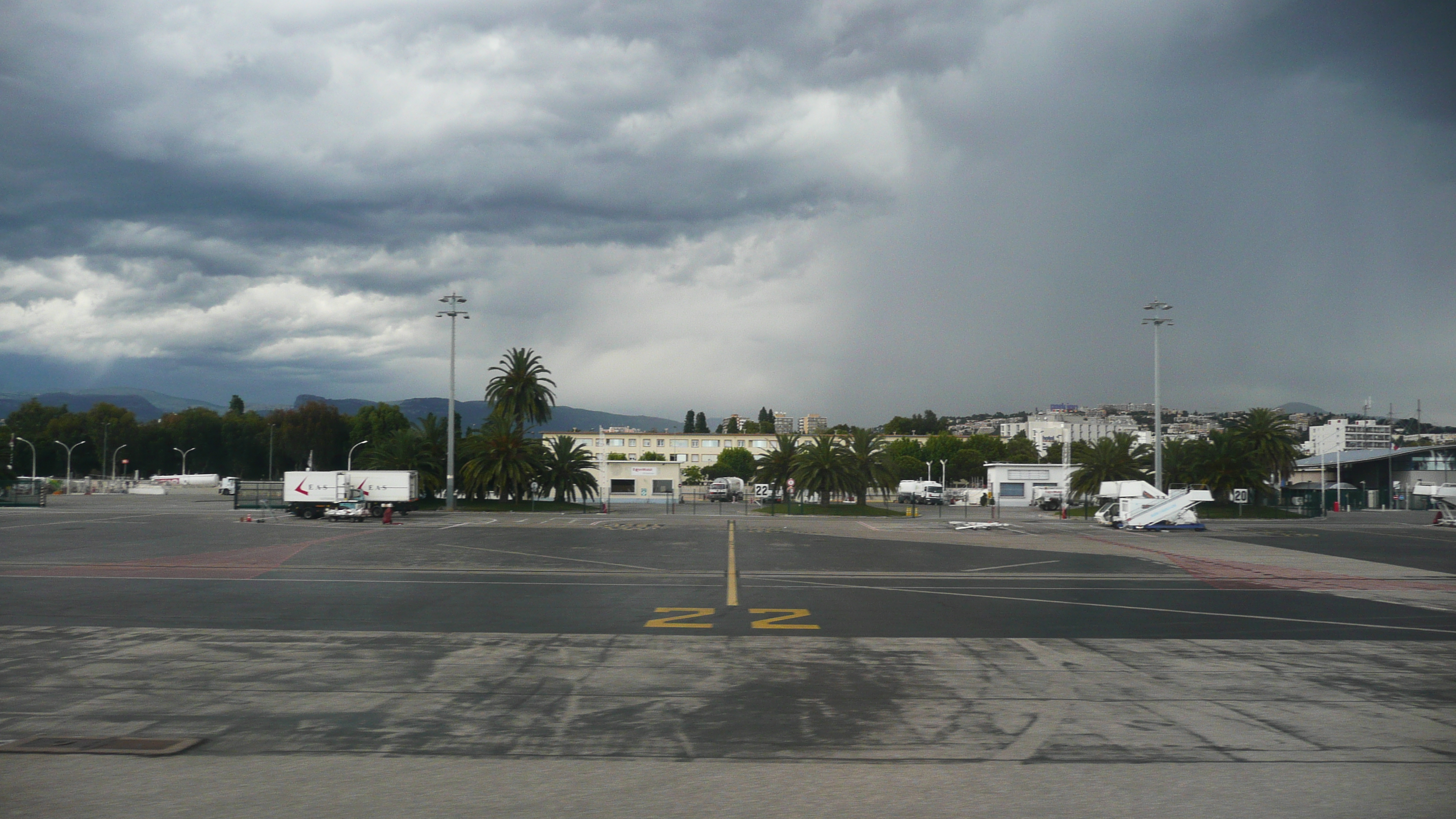 รูปถ่าย ฝรั่งเศส(France) ท่าอากาศยานนีซ(Nice Airport) 2007-07 33