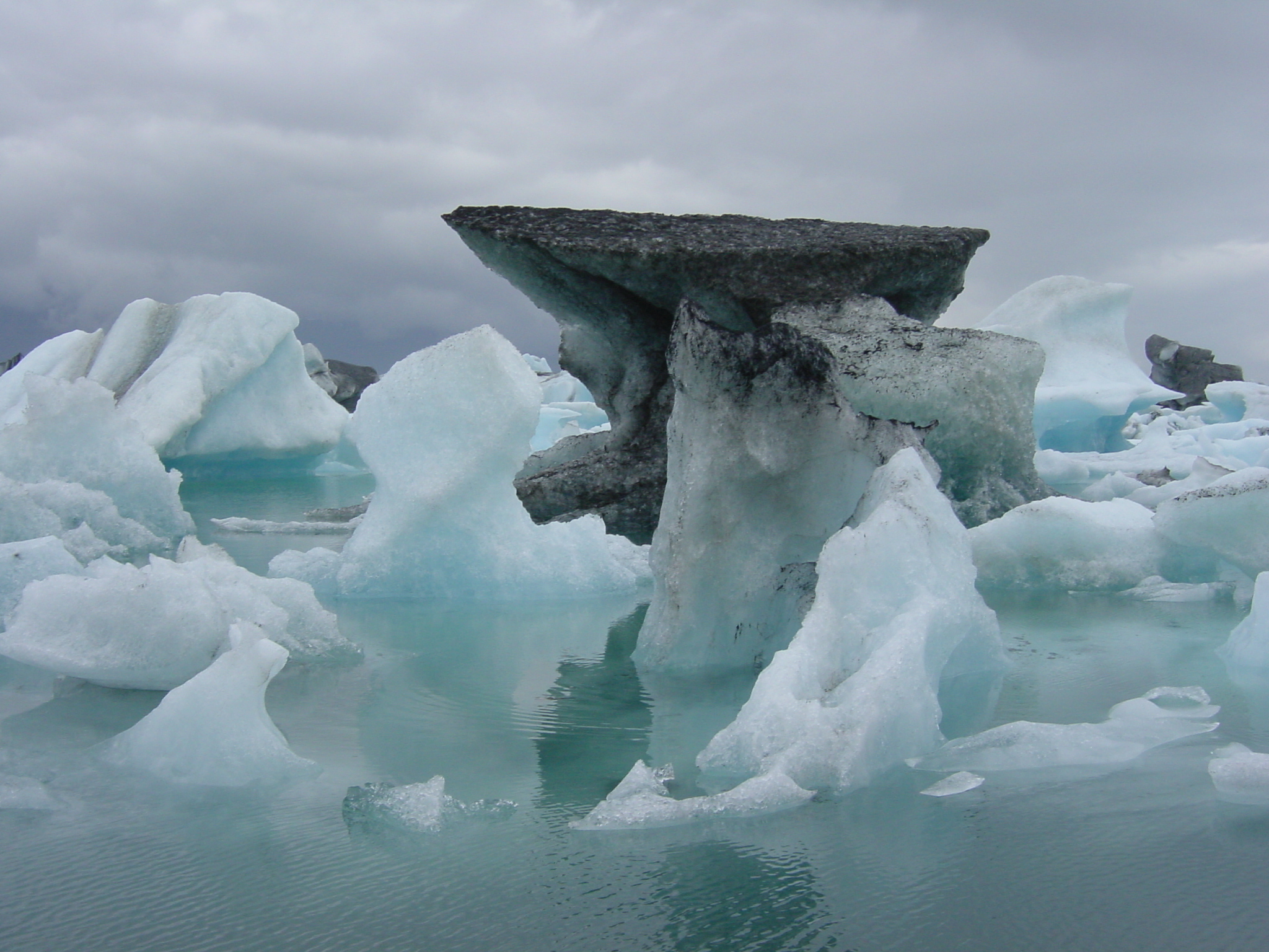 รูปถ่าย ไอซ์แลนด์(Iceland) โจกูลซาร์ลง(Jokulsarlon) 2003-06 44