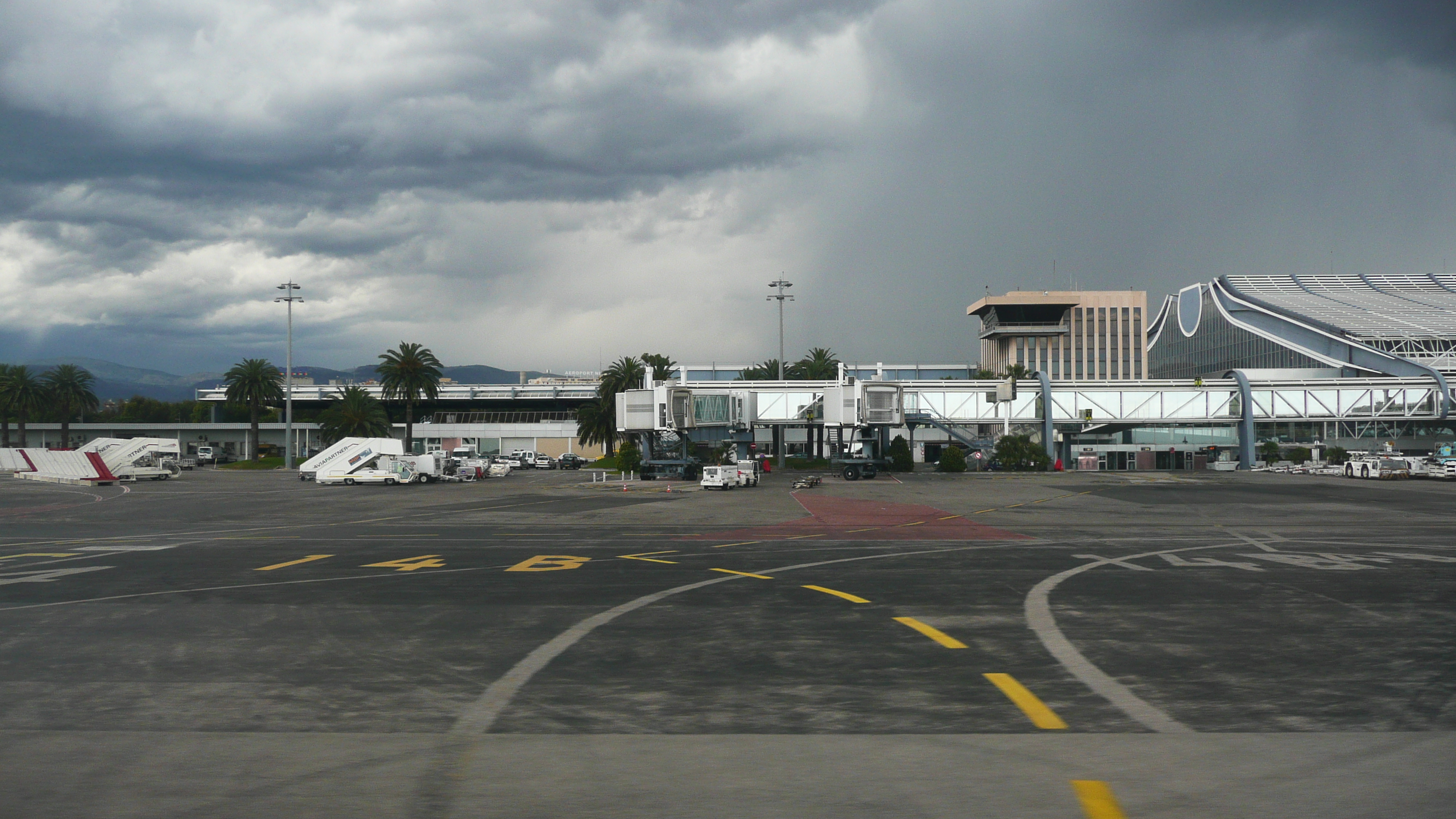 รูปถ่าย ฝรั่งเศส(France) ท่าอากาศยานนีซ(Nice Airport) 2007-07 4
