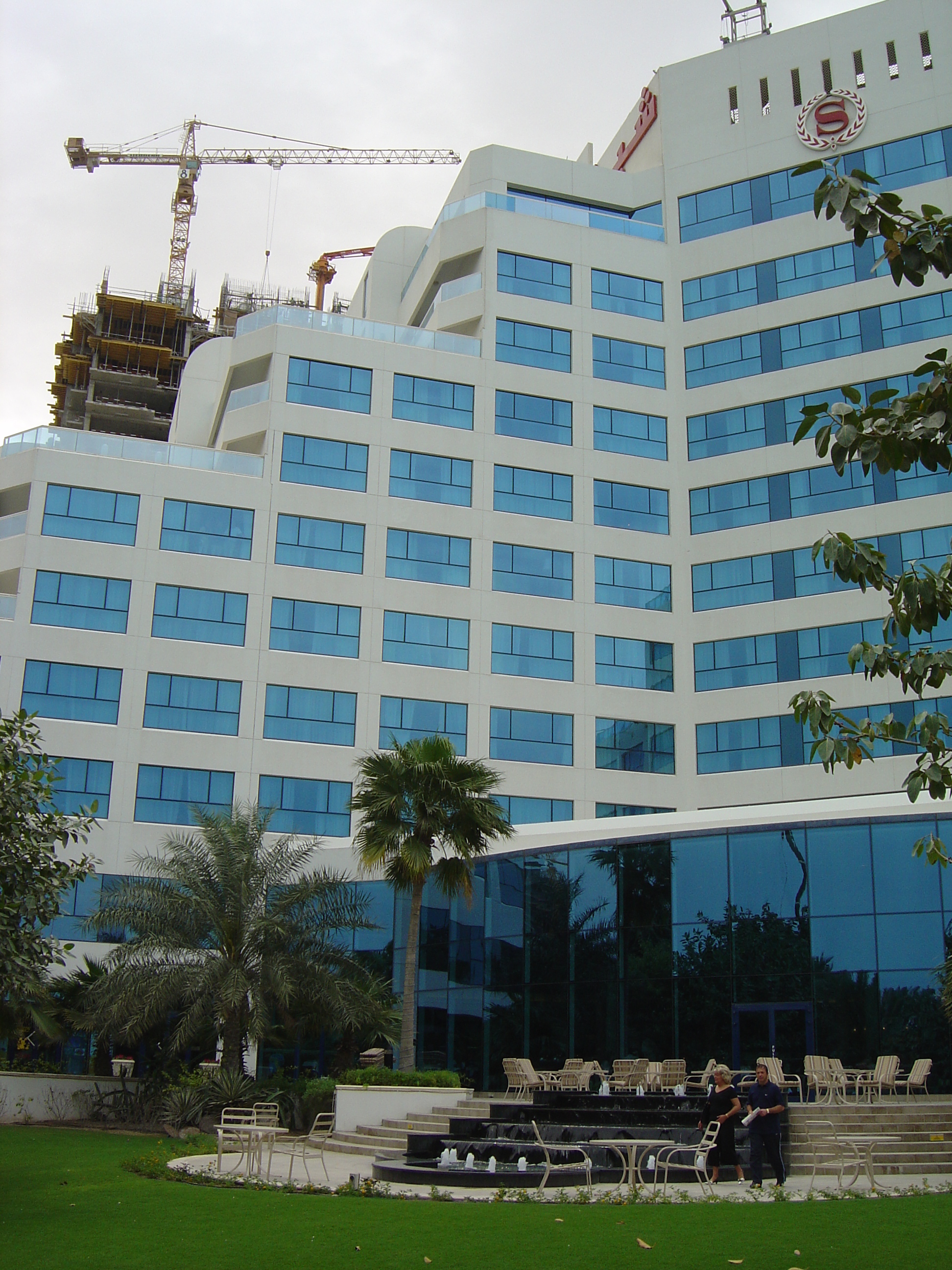 รูปถ่าย สหรัฐอาหรับเอมิเรตส์(United Arab Emirates) ดูไบ(Dubai) โรงแรมเชอราตัน จุมัยเราะห์บีช(Sheraton Jumeirah Beach Hotel) 2005-03 3