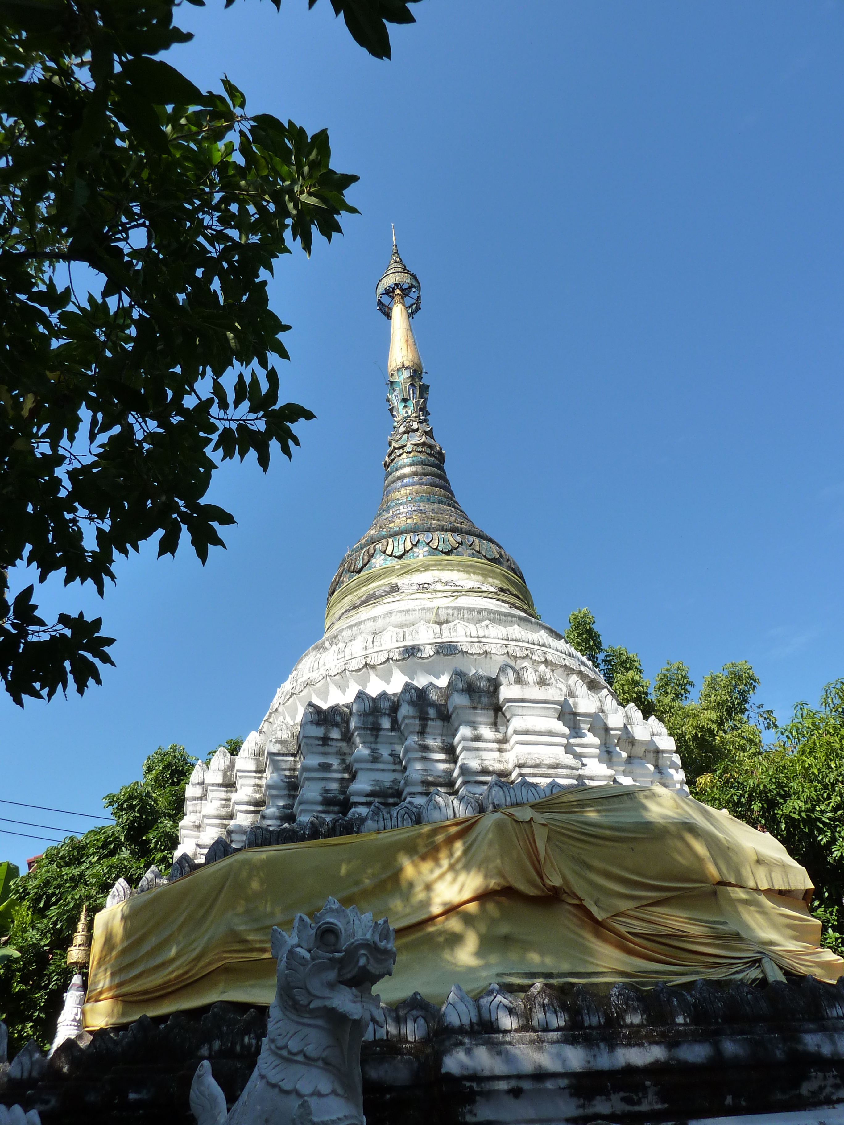 รูปถ่าย ไทย(Thailand) เชียงใหม่(Chiang Mai) ถนนราชดำเนิน(Rachadamnoen road) 2009-12 1