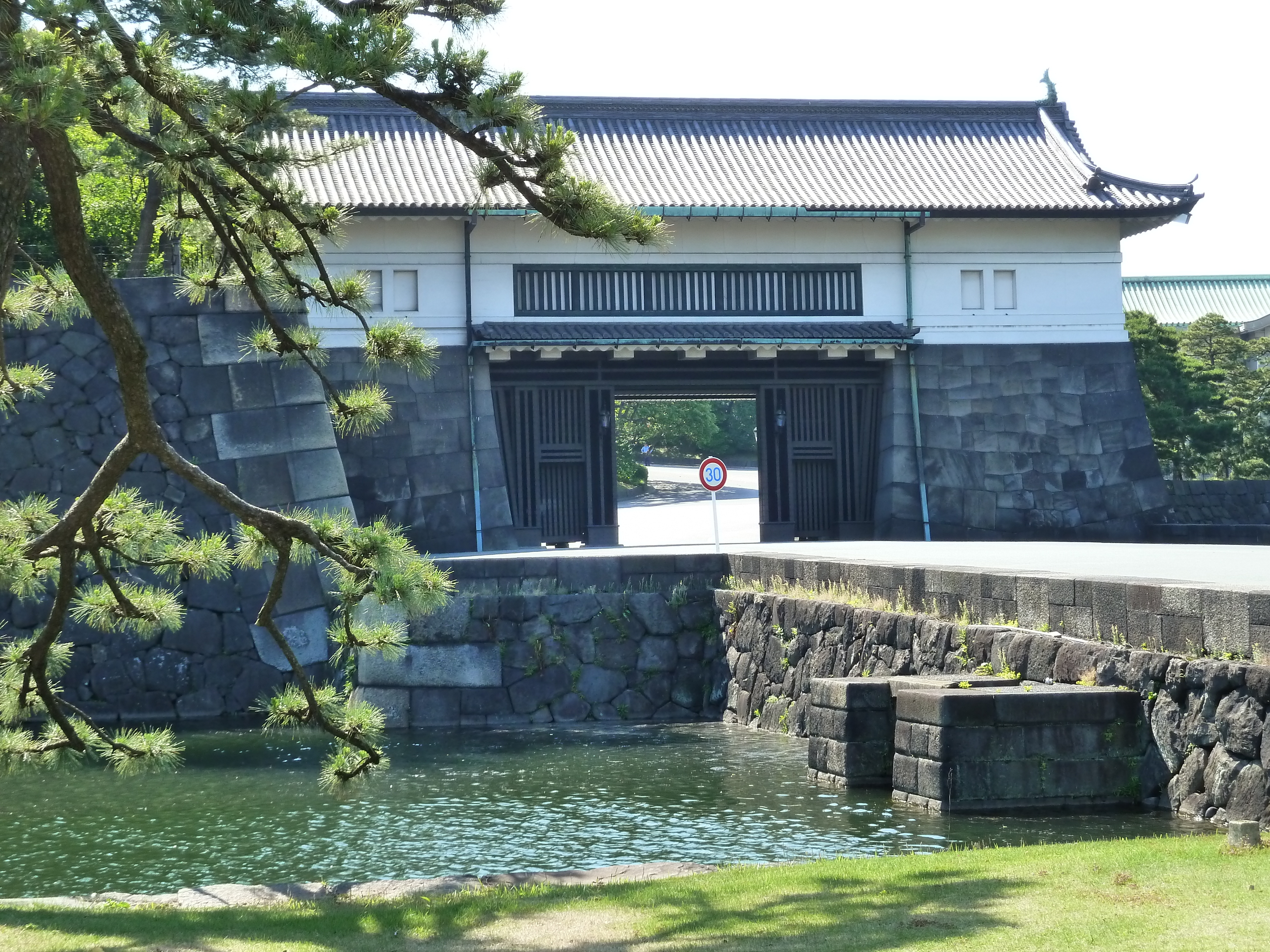 รูปถ่าย ญี่ปุ่น(Japan) โตเกียว(Tokyo) พระราชวังหลวง(Imperial Palace) 2010-06 57