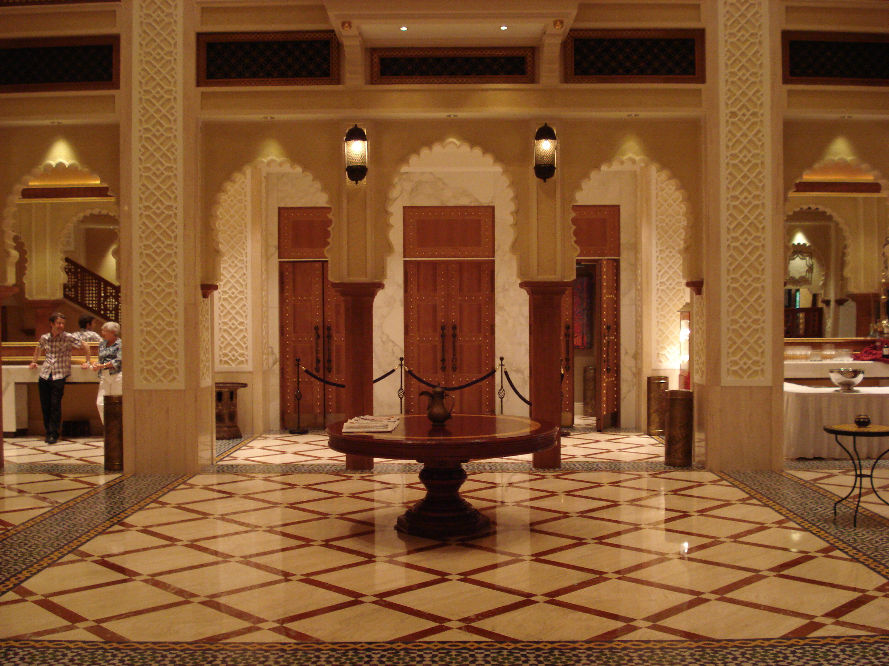 รูปถ่าย สหรัฐอาหรับเอมิเรตส์(United Arab Emirates) ดูไบ(Dubai) มะดีนัตจุมัยเราะห์(Medina Jumeirah) 2007-03 43