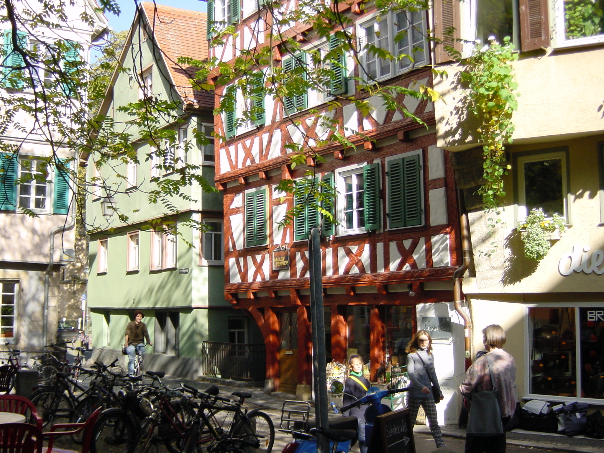 รูปถ่าย เยอรมนี(Germany) ทูบินเกน(Tubingen) 2001-10 26