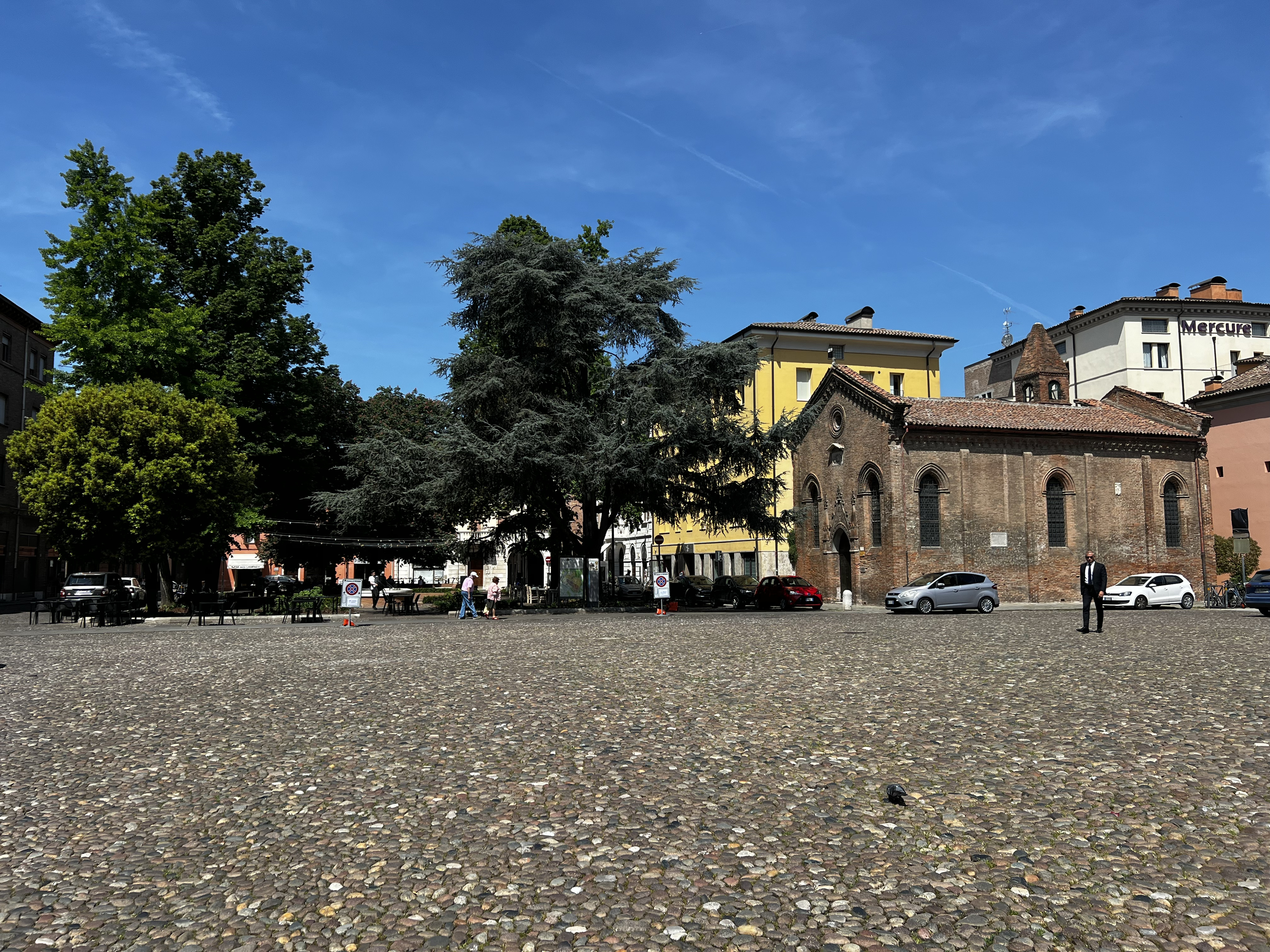 รูปถ่าย อิตาลี(Italy) แฟร์รารา(Ferrara) 2022-05 32