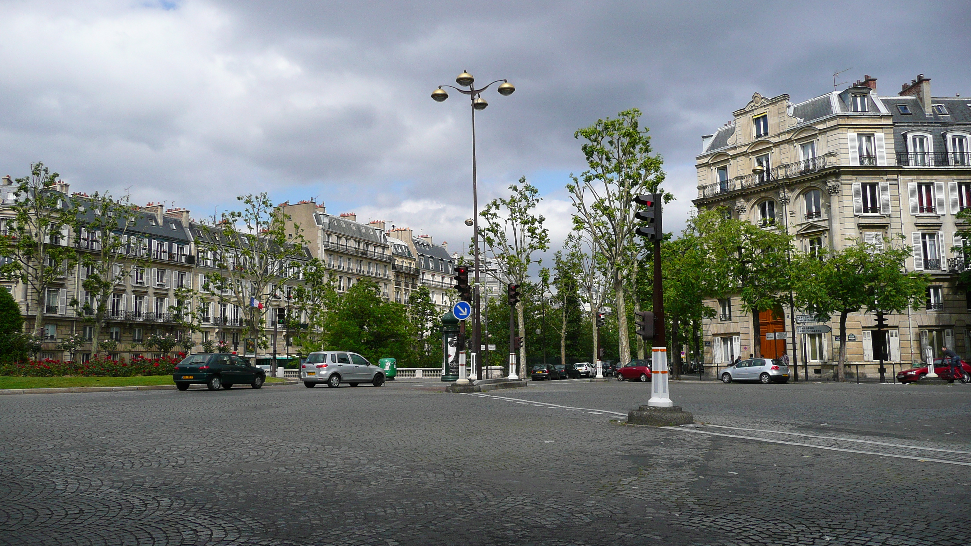 รูปถ่าย ฝรั่งเศส(France) ปารีส(Paris) คุ้มที่ 17 (17th Arrondissement) จัตุรัสวากราม(Place Wagram) 2007-05 1