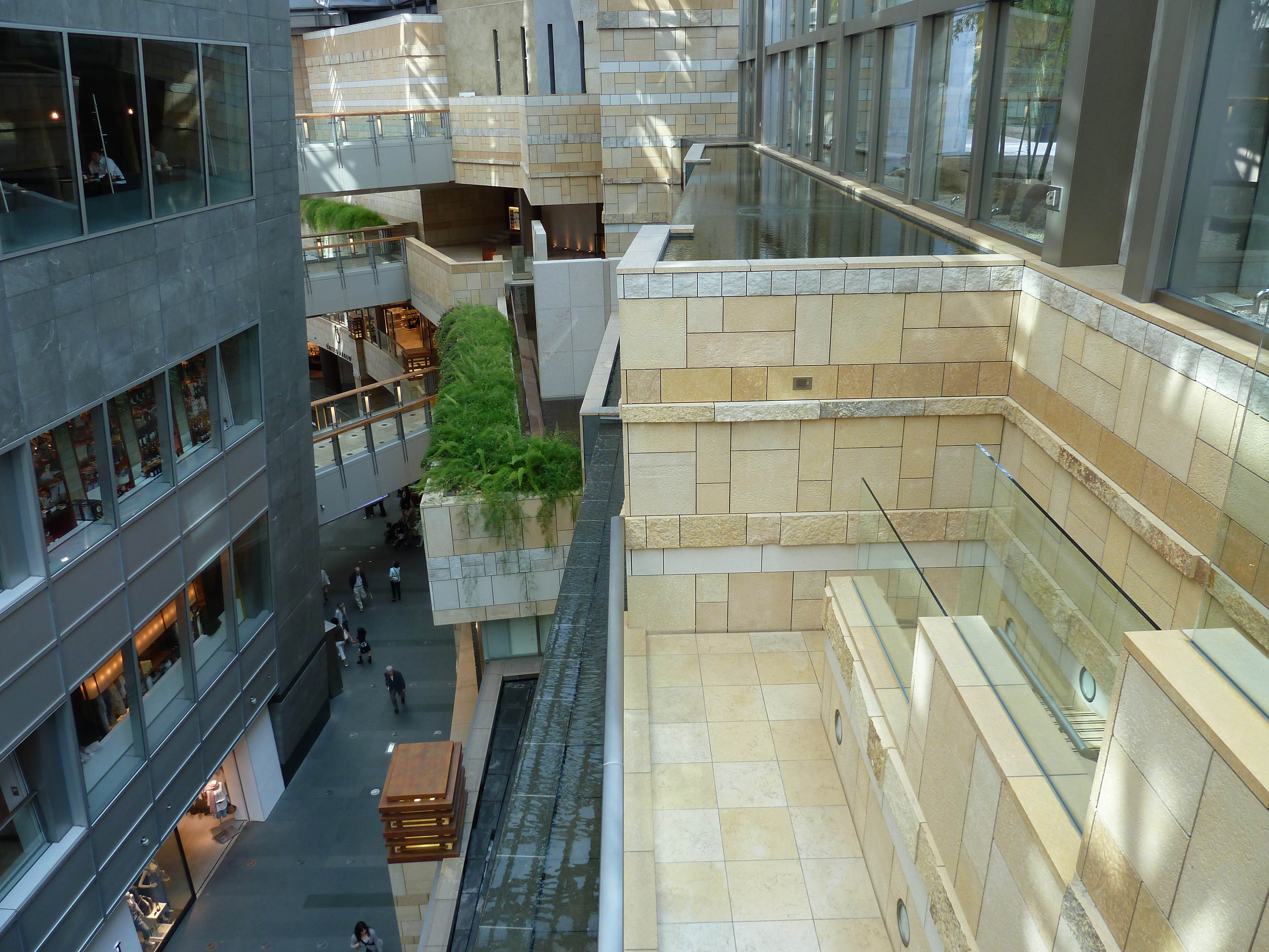 รูปถ่าย ญี่ปุ่น(Japan) โตเกียว(Tokyo) รปปงงิฮิลส์(Roppongi Hills) 2010-06 27