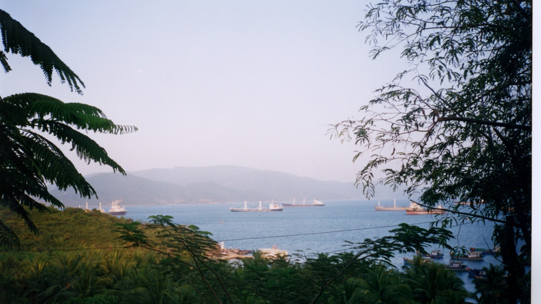 รูปถ่าย เวียดนาม(Vietnam) 1996-03 35