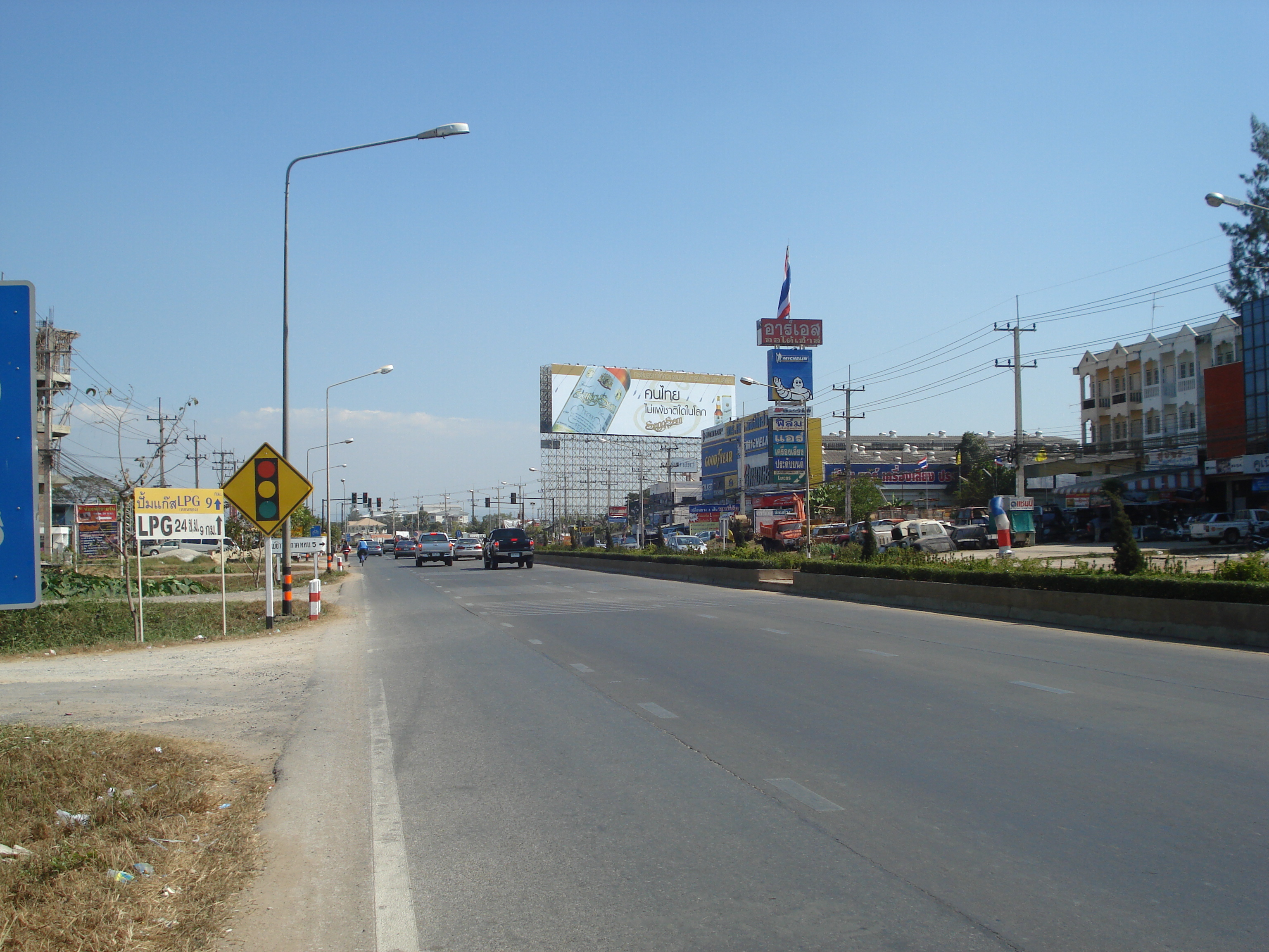 รูปถ่าย ไทย(Thailand) พิษณุโลก(Phitsanulok) ถนนมิตรภาพ(Mittraparp Road) 2008-01 15