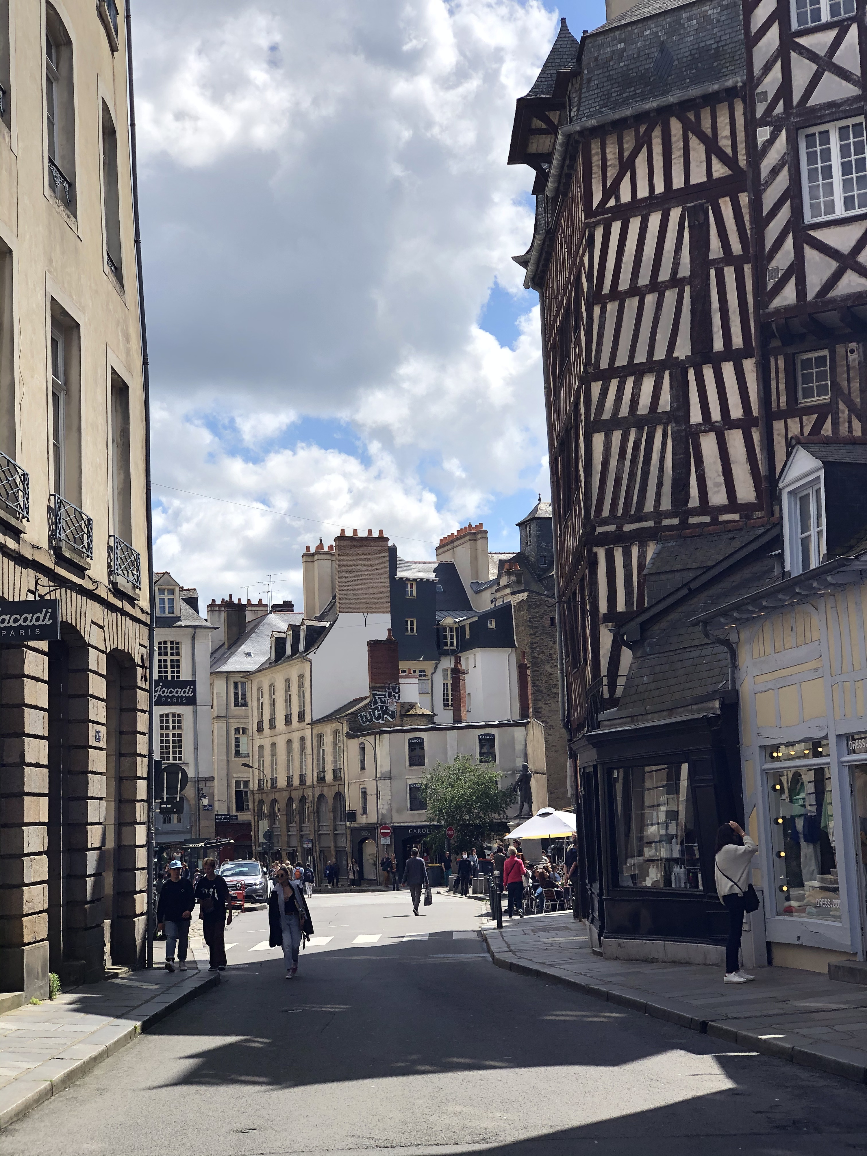รูปถ่าย ฝรั่งเศส(France) แรน(Rennes) 2020-06 16